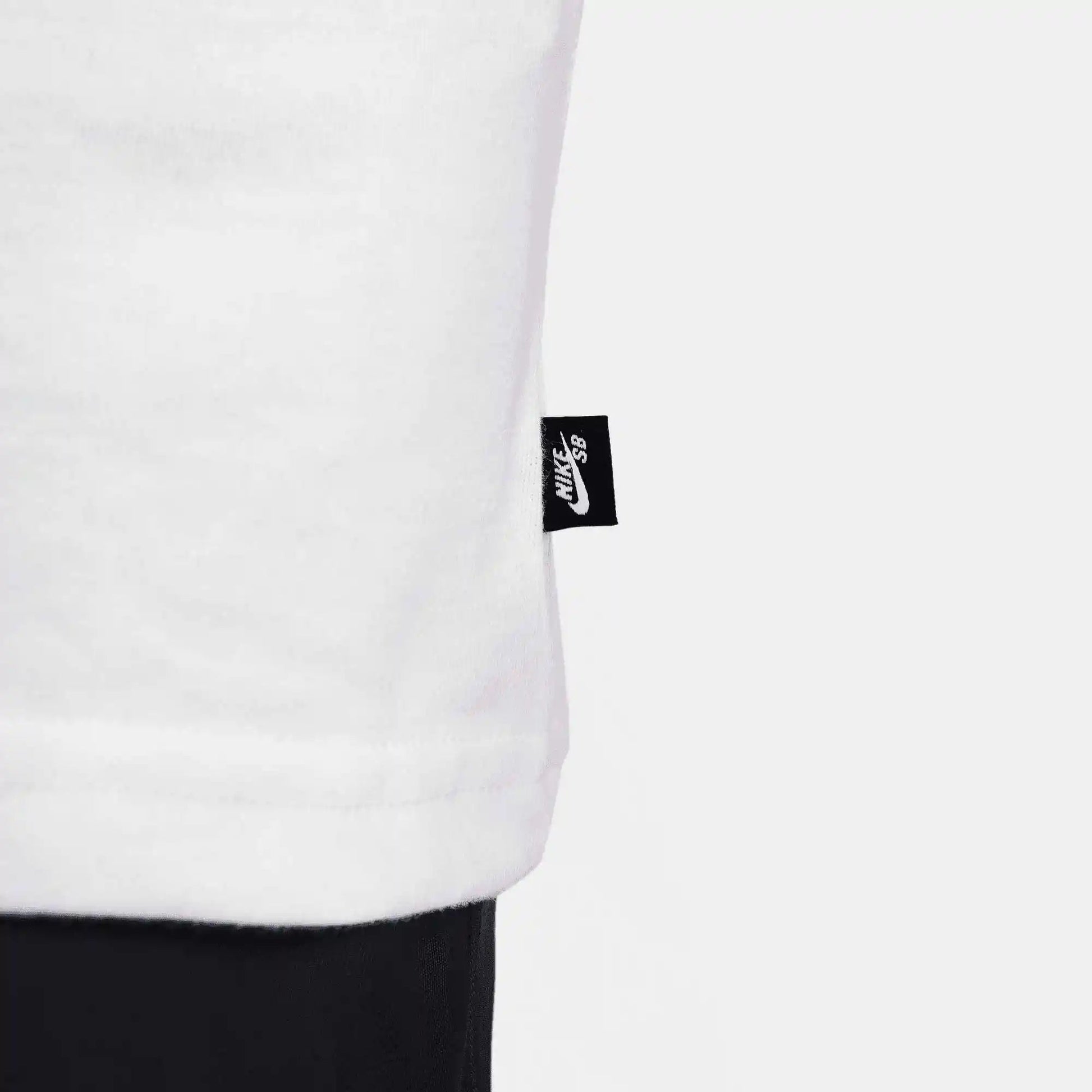 Nike SB Long-Sleeve Max90 Skate T-Shirt, white - Tiki Room Skateboards - 11
