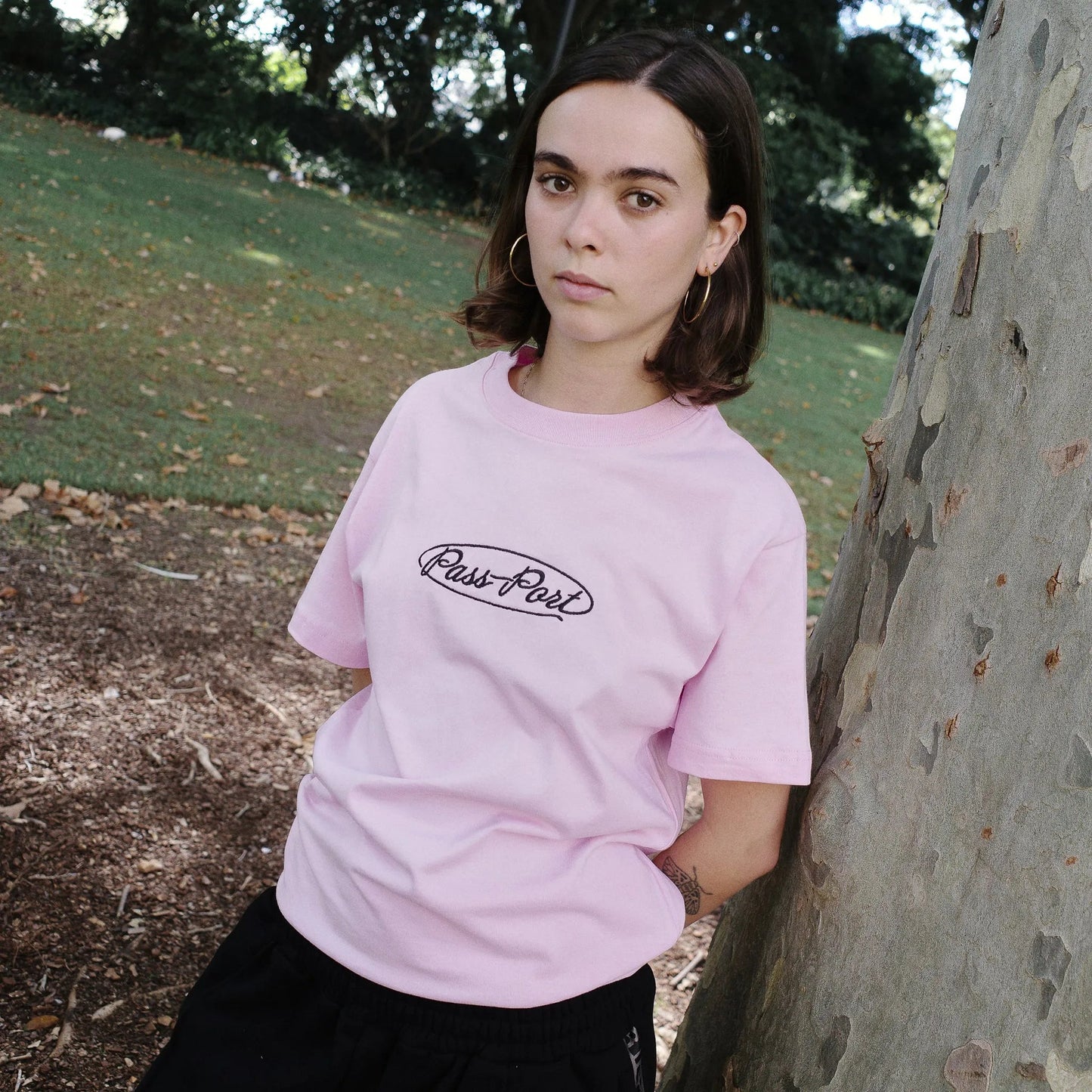Passport Ovalit Tee, light pink - Tiki Room Skateboards - 3