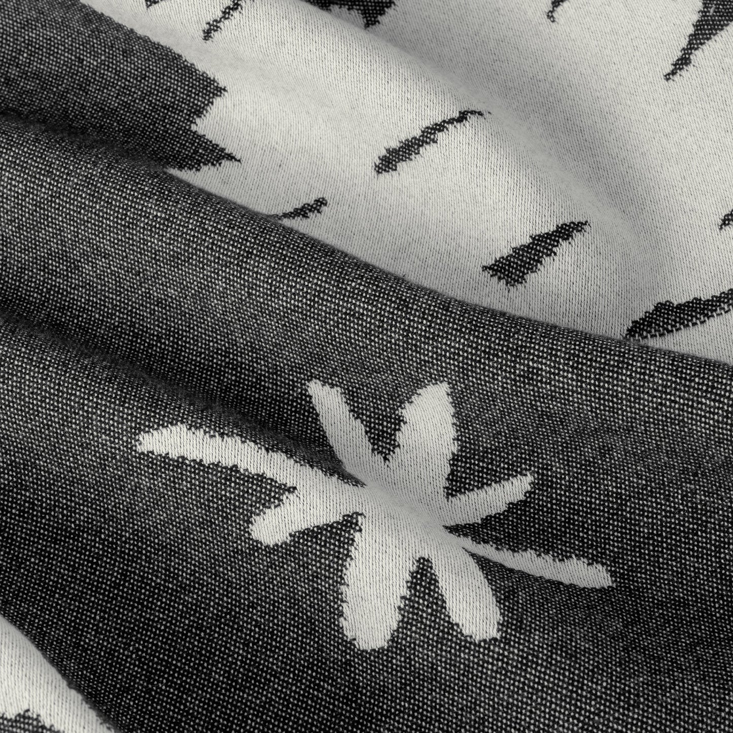 Polar Mess Atm Picnic Blanket, black/cloud white - Tiki Room Skateboards - 3