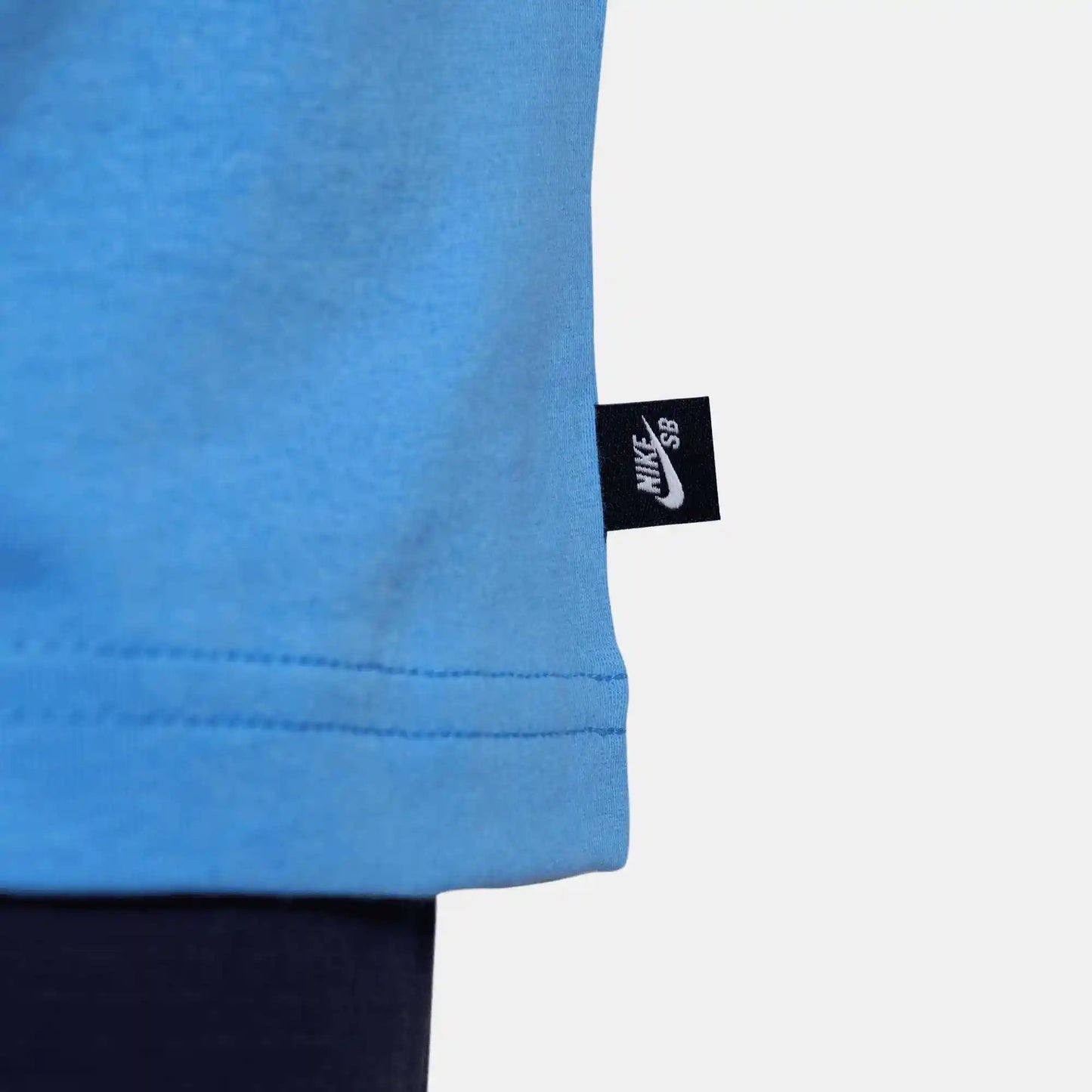 Nike SB Logo Skate T-Shirt, university blue/black - Tiki Room Skateboards - 4