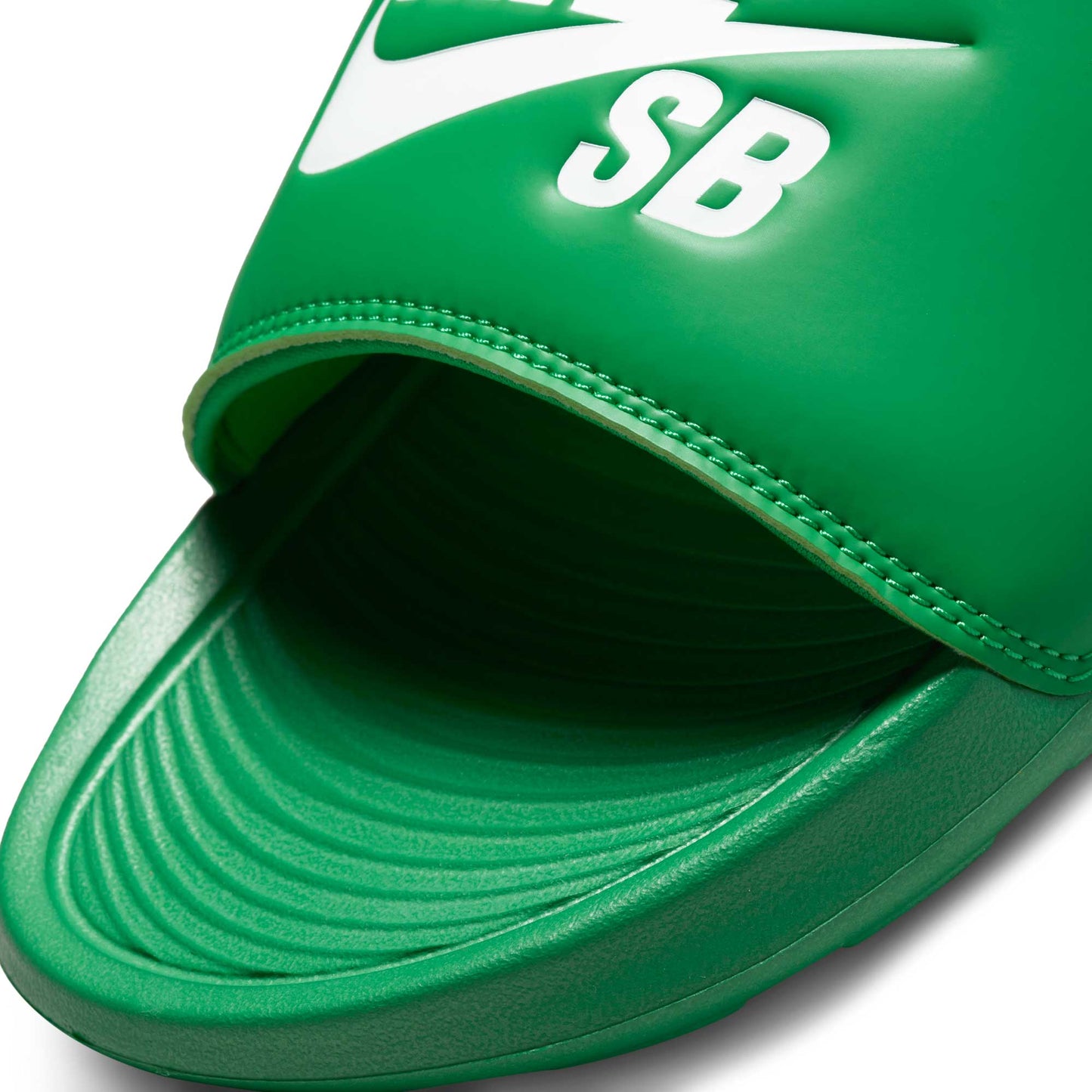 Nike SB Victori One, lucky green/white-lucky green - Tiki Room Skateboards - 3