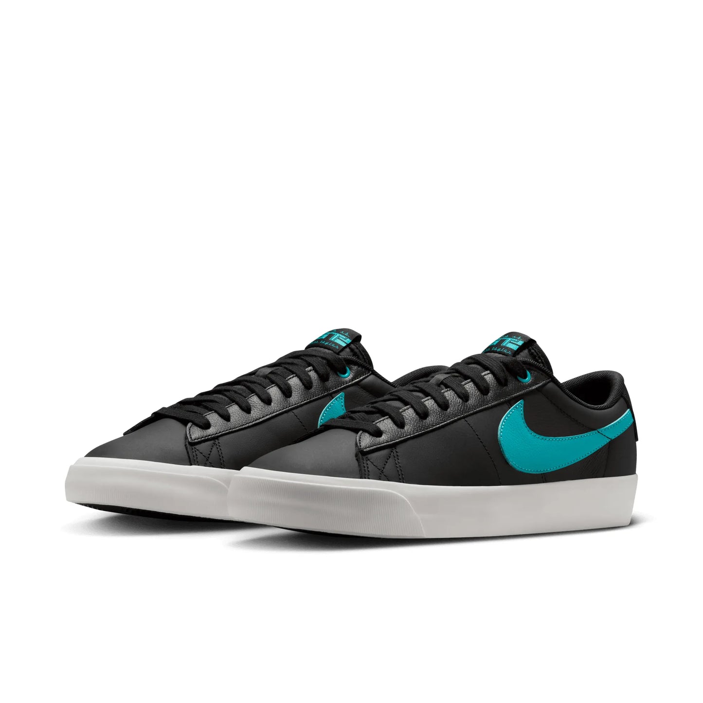 Nike SB Blazer Low Pro GT, black/dusty cactus-black-summit white