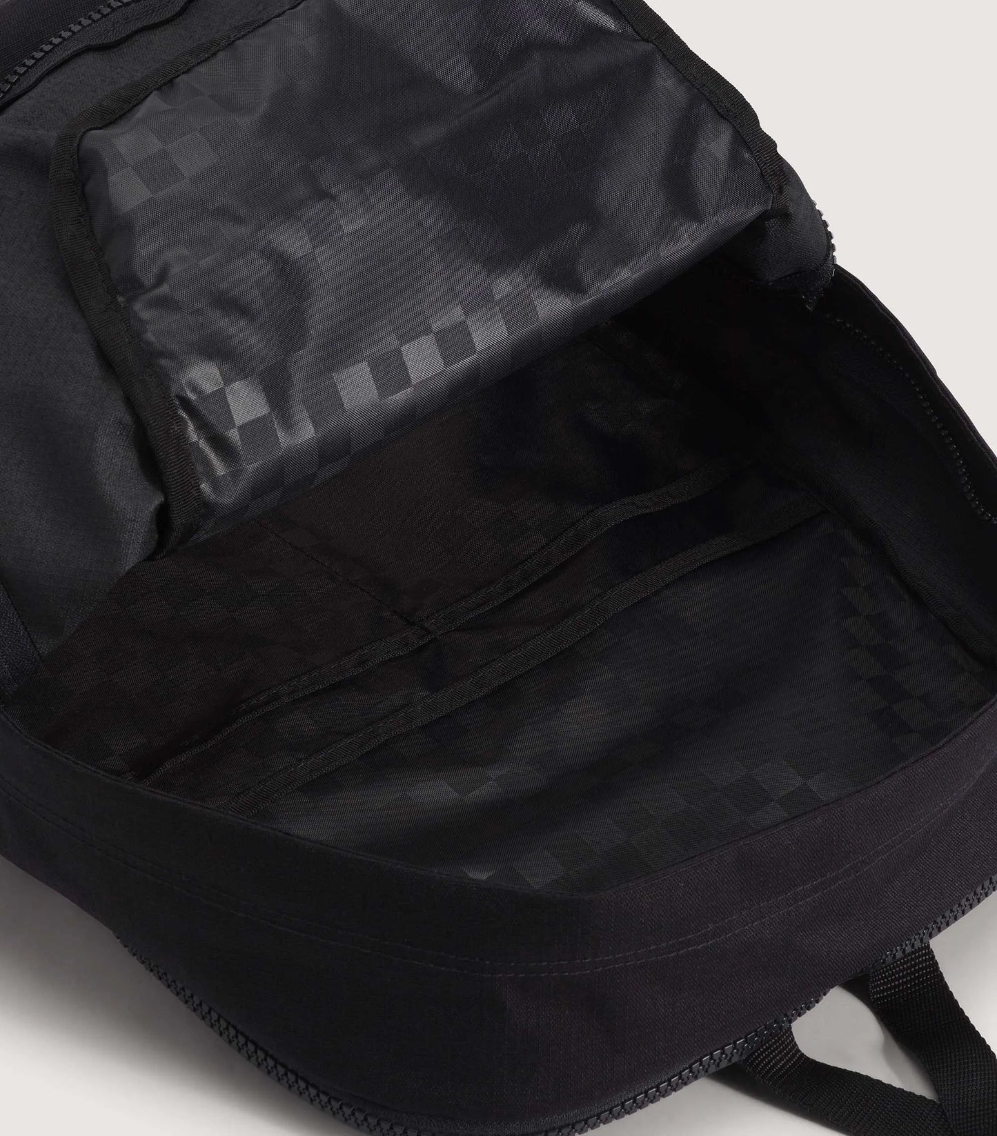 Vans Divert Backpack, black — available at TIKI ROOM