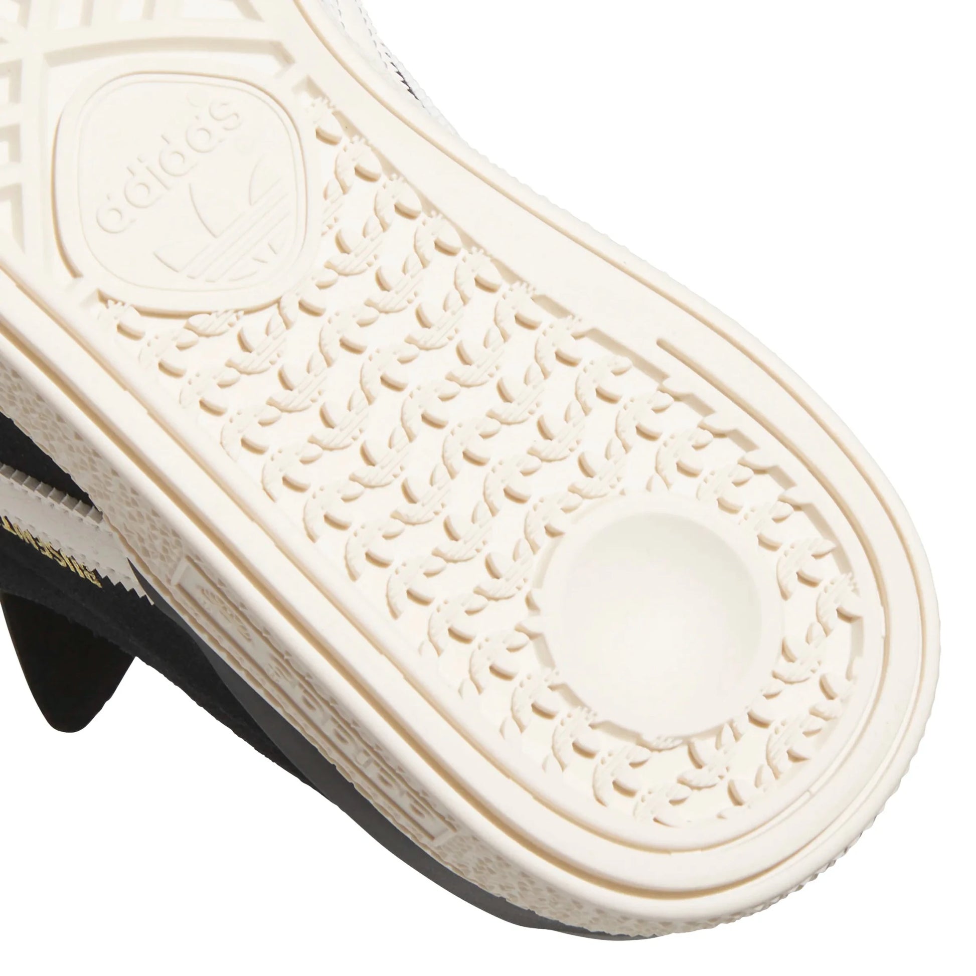 Adidas Busenitz, core black/chalk white/gold met. - Tiki Room Skateboards - 3
