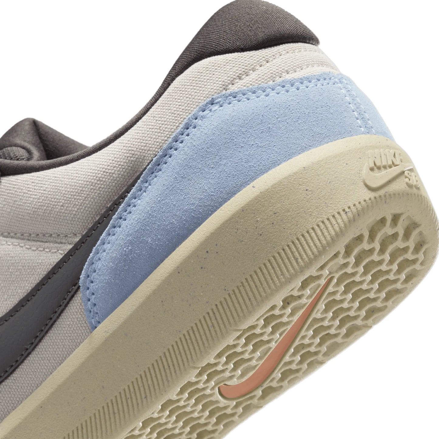 Nike SB Force 58, lt orewood brn/medium ash-psychic blue