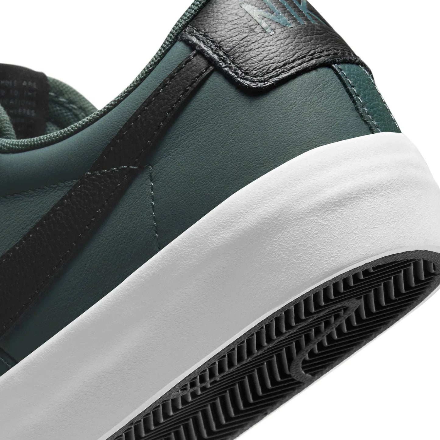 Nike SB Blazer Low Pro GT, vintage green/black - vintage green - Tiki Room Skateboards - 3