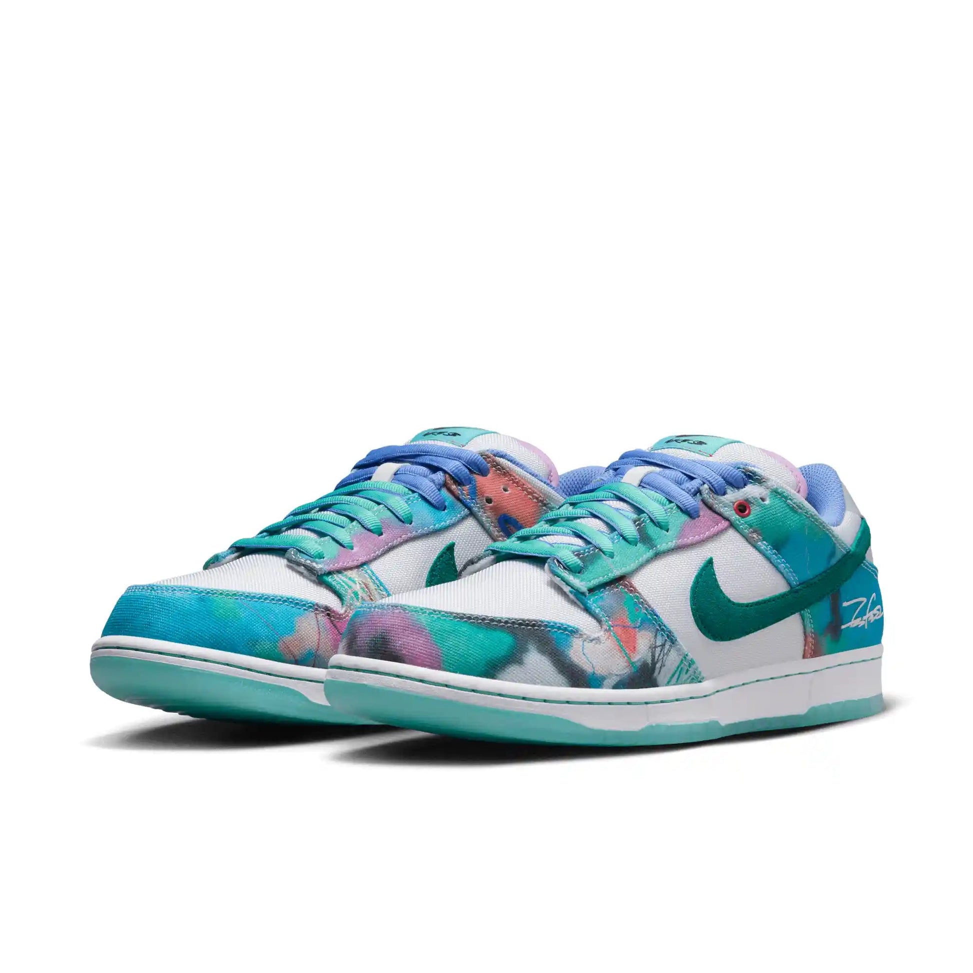 Nike SB Dunk Low OG Futura, bleached aqua/geode teal - white - Tiki Room Skateboards - 2