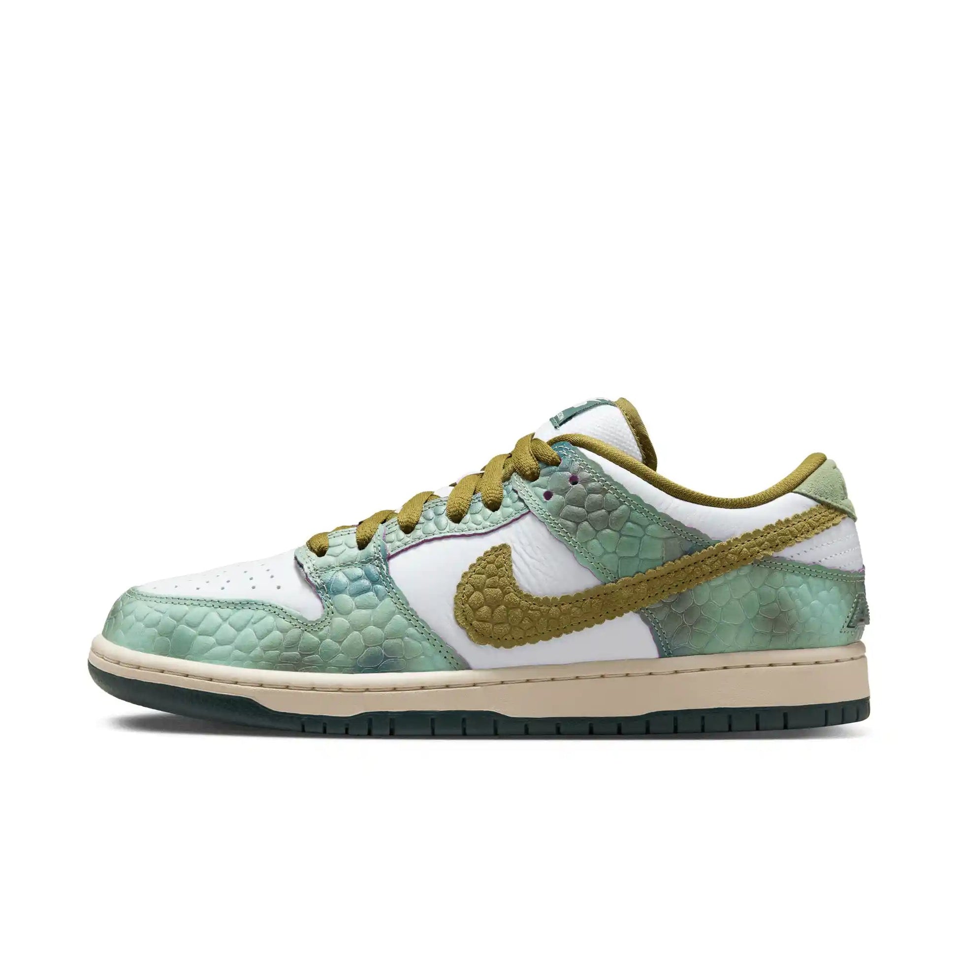 Nike SB Dunk Low Pro "Chameleon", oil green/desert moss - white - Tiki Room Skateboards - 11