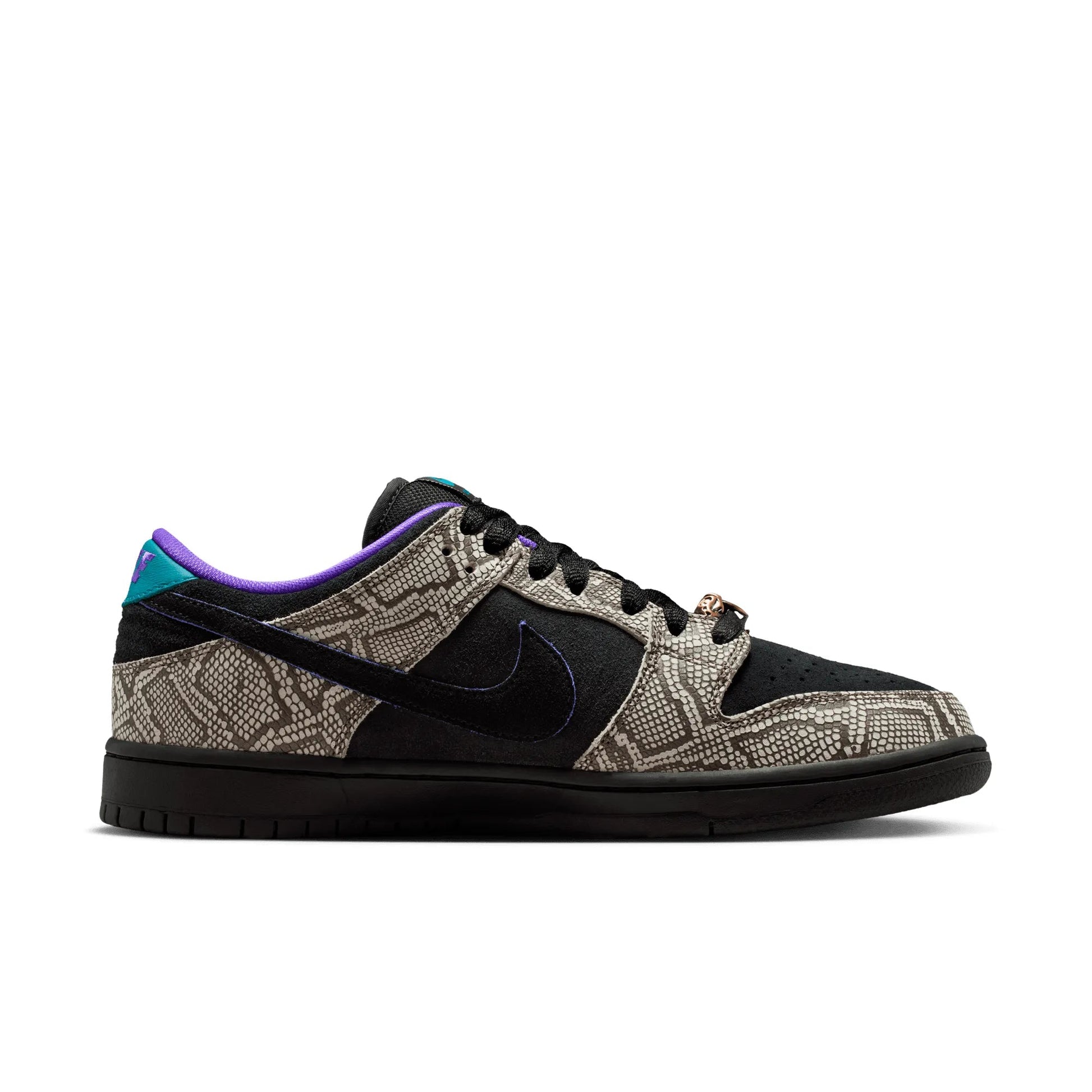 Nike SB Dunk Low Pro Dashawn Jordan, string/black - bright spruce - fierce purple - Tiki Room Skateboards - 14