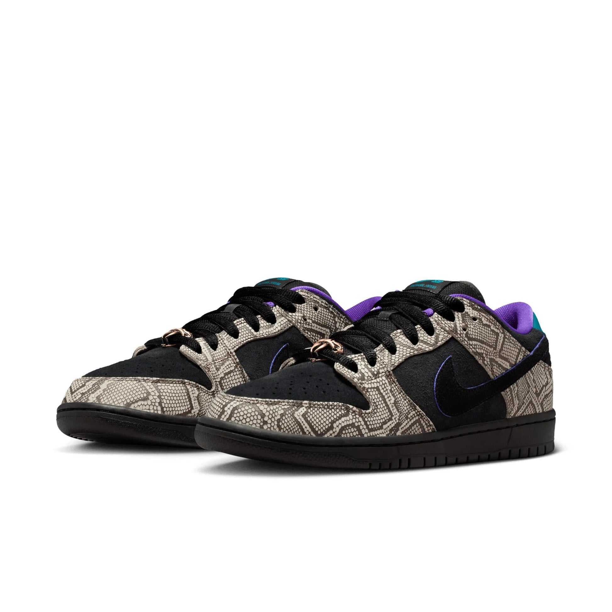 Nike SB Dunk Low Pro Dashawn Jordan, string/black - bright spruce - fierce purple - Tiki Room Skateboards - 2