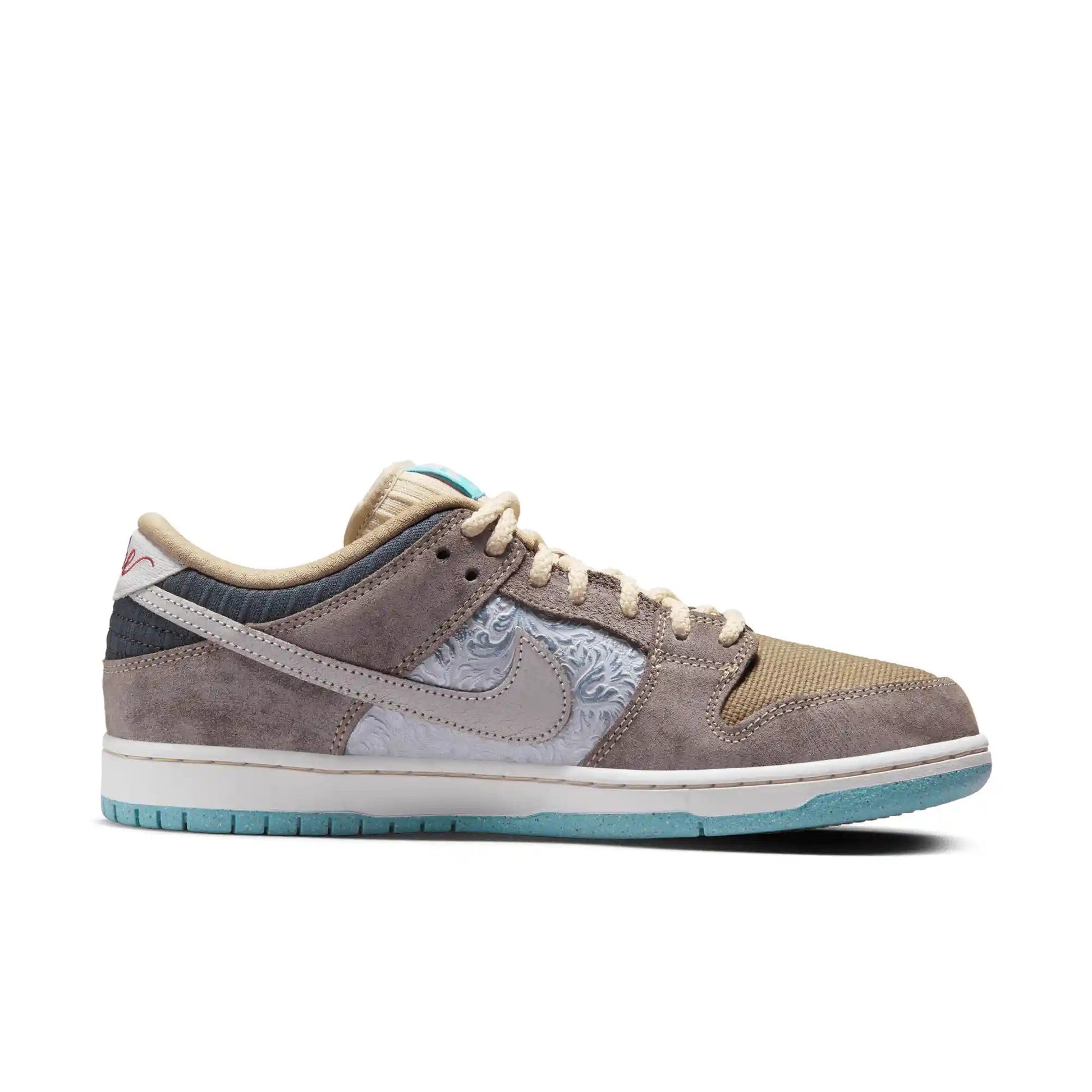 Nike SB Dunk Low Pro Premium, baroque brown/summit white - sanddrift - Tiki Room Skateboards - 9