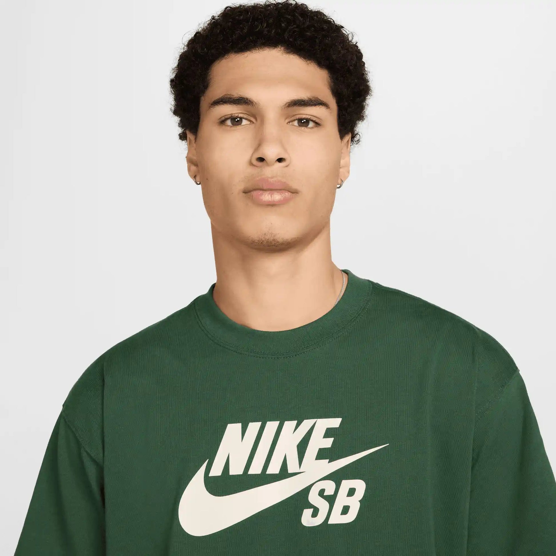 Nike SB Logo Skate T-Shirt, fir - Tiki Room Skateboards - 3