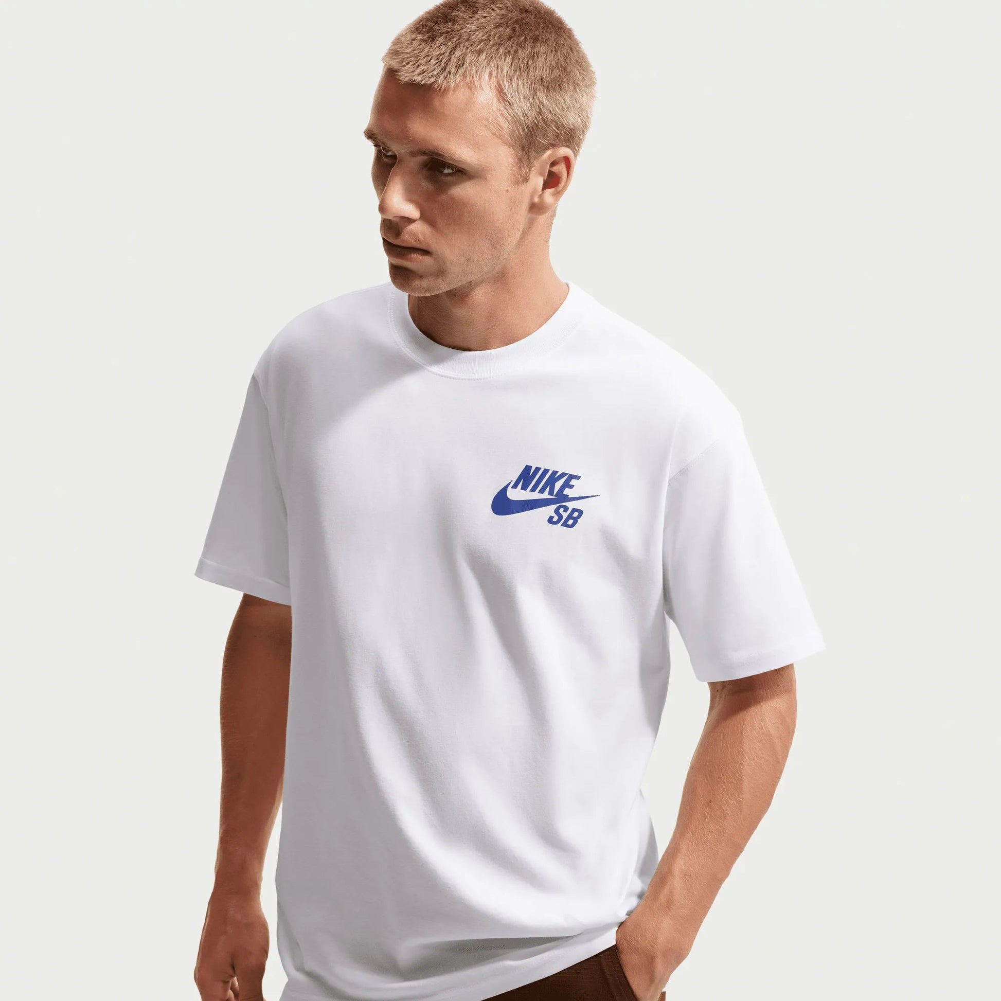 Nike SB Logo Skate T-Shirt, white/game royal - Tiki Room Skateboards - 2