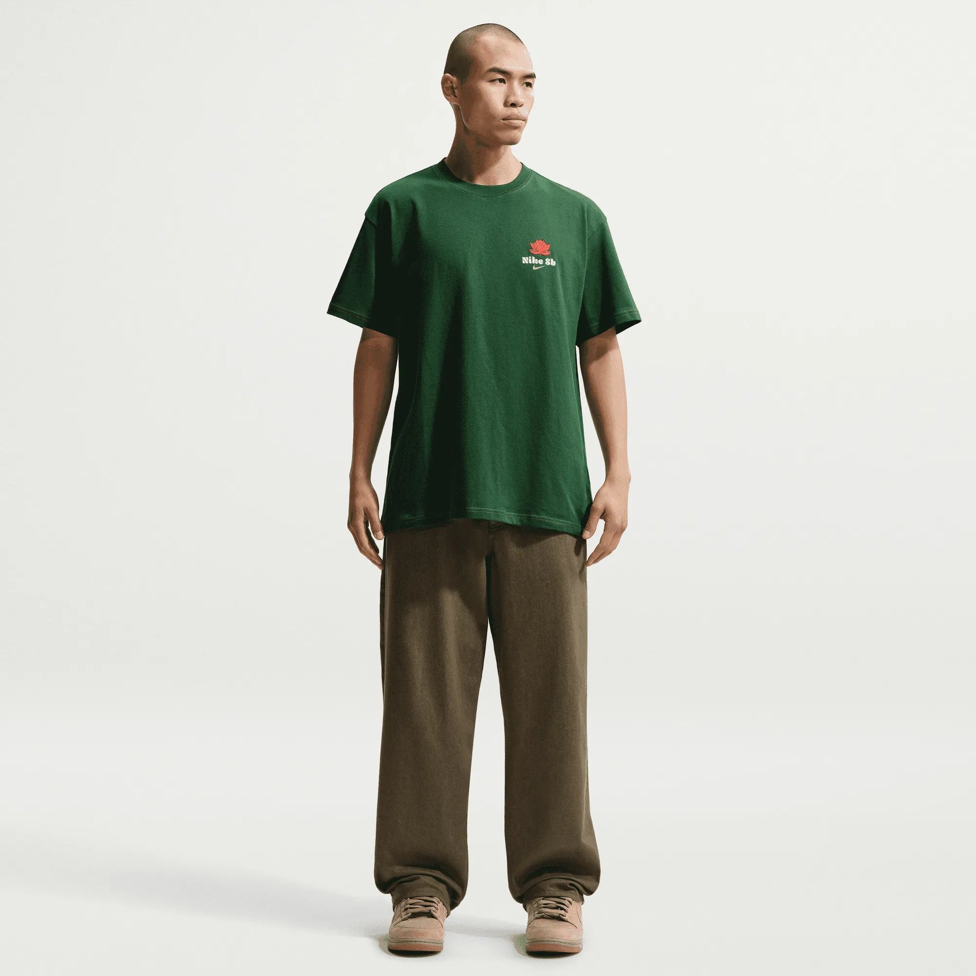 Nike SB Som Tum Tee, gorge green - Tiki Room Skateboards - 4