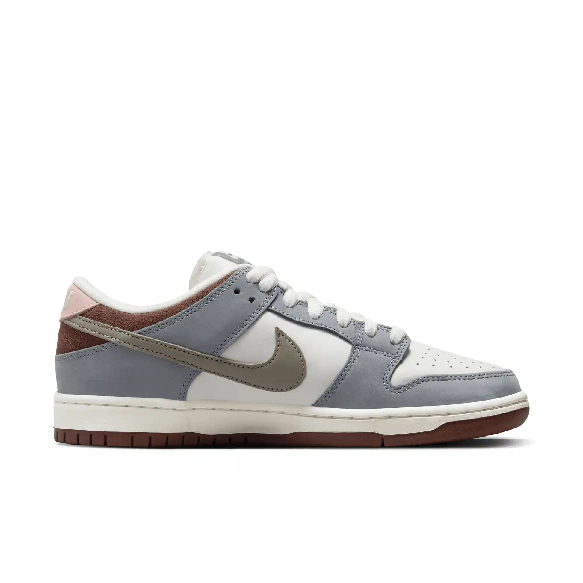 Nike SB Yuto Dunk Low Pro, wolf grey/iron grey - sail - Tiki Room Skateboards - 10