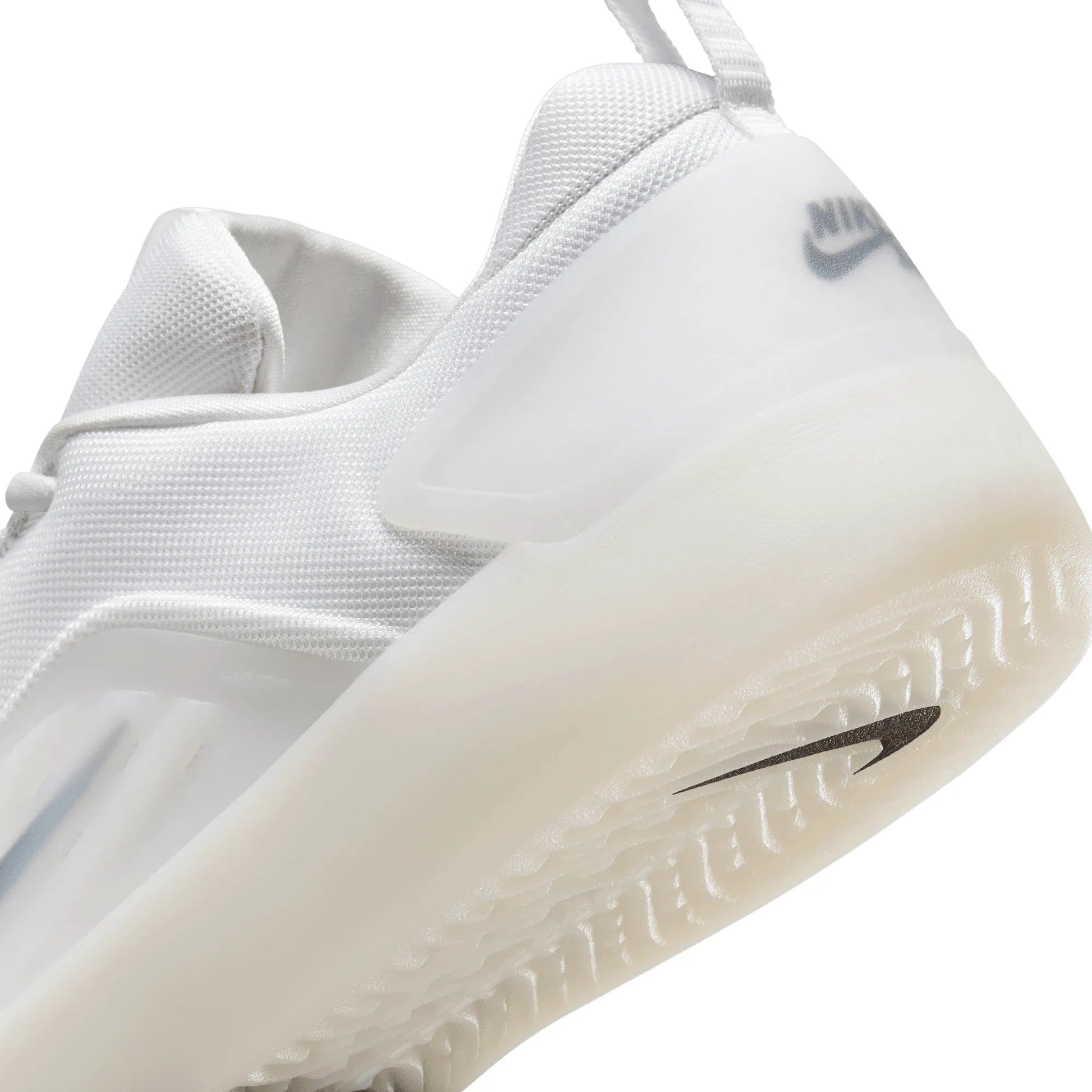 Nike SB Zoom Nyjah 4, white/black - white - black - Tiki Room Skateboards - 3