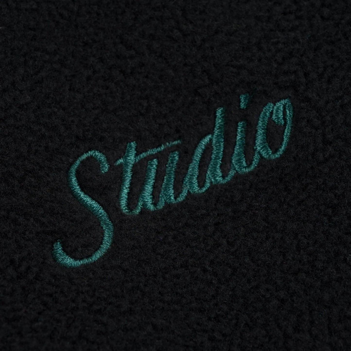 Studio Peace Fleece, black w/ hunter - Tiki Room Skateboards - 3