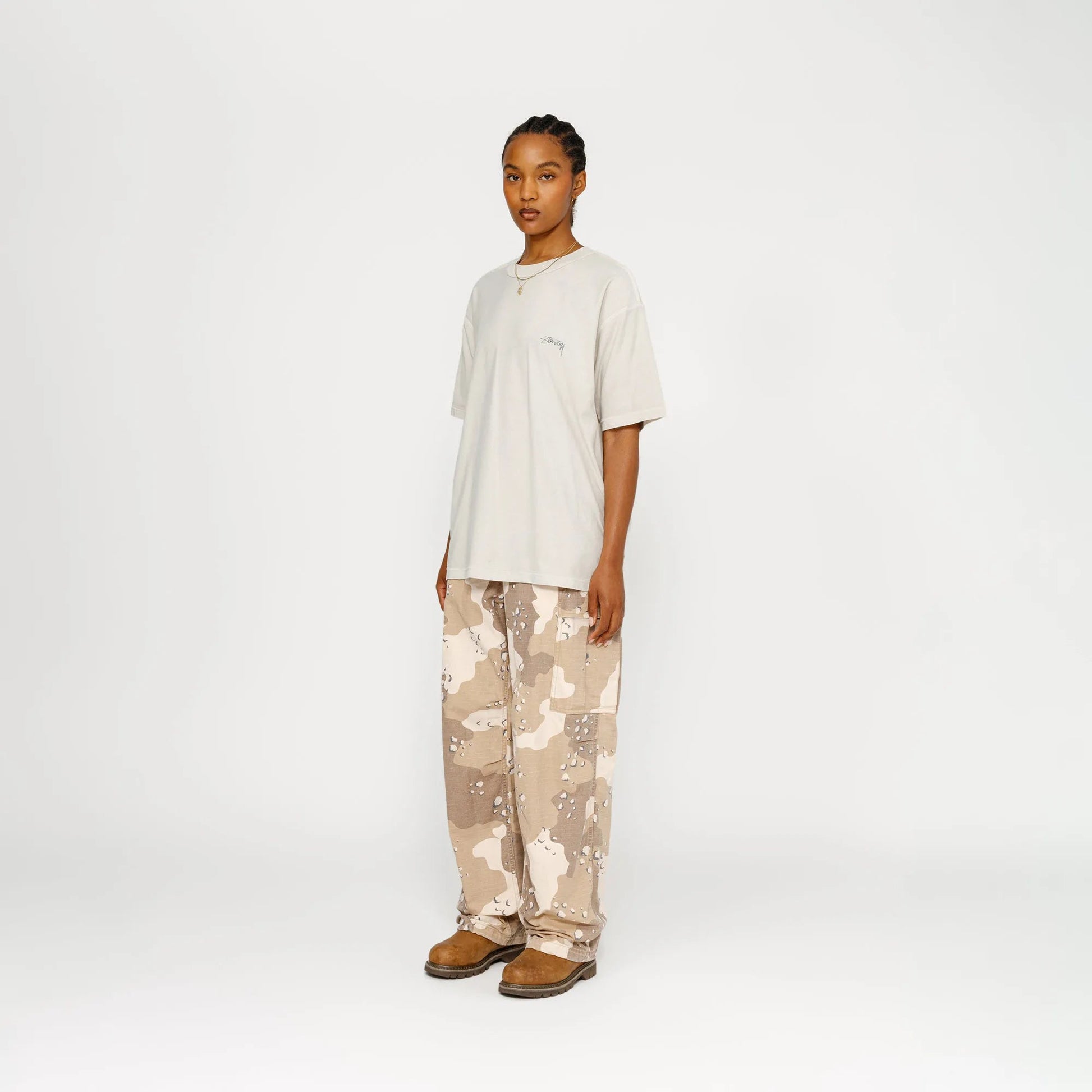 Stussy Lazy Tee, bone - Tiki Room Skateboards - 5