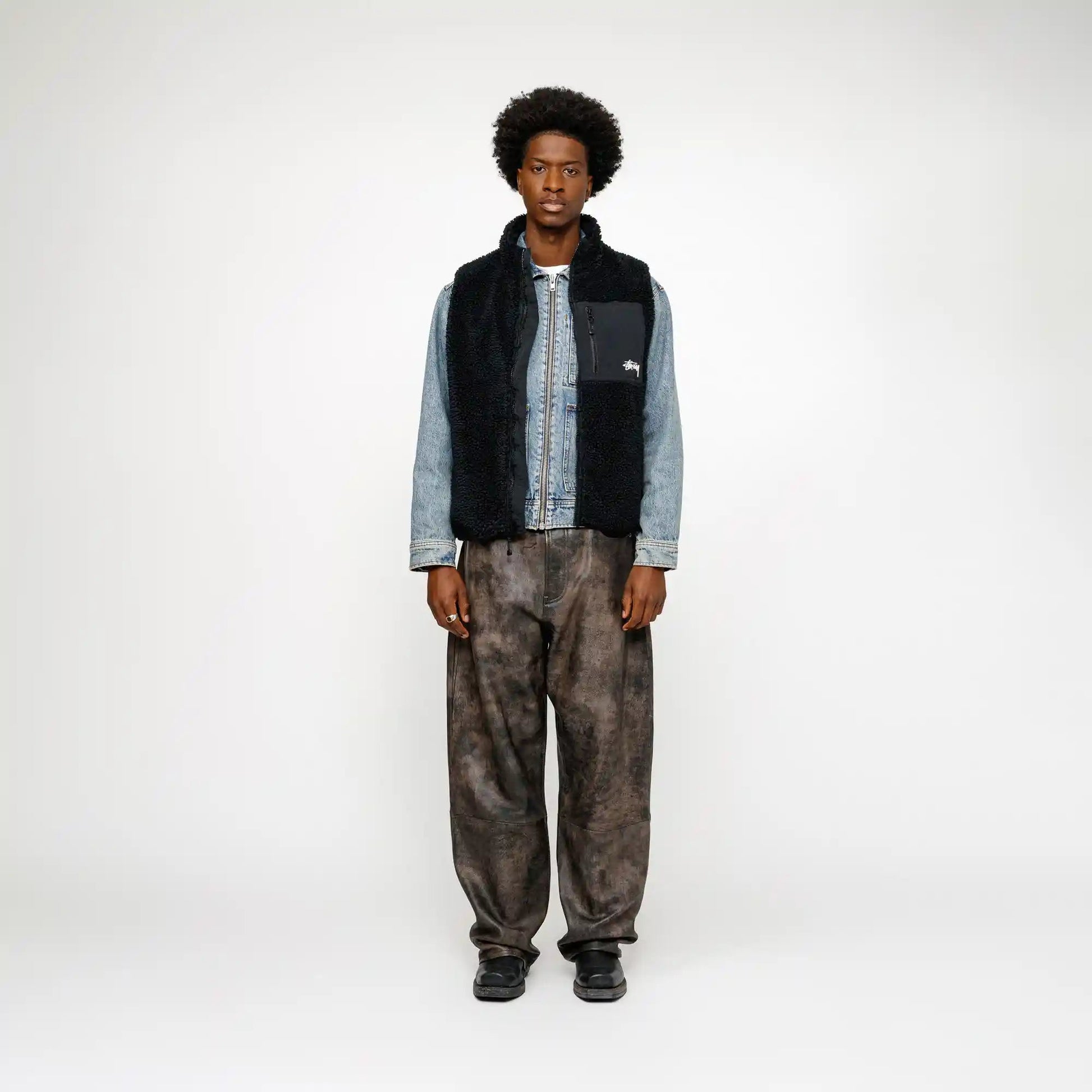 Stussy Sherpa Reversible Vest, black - Tiki Room Skateboards Stussy Sherpa Reversible Vest, black - Tiki Room Skateboards