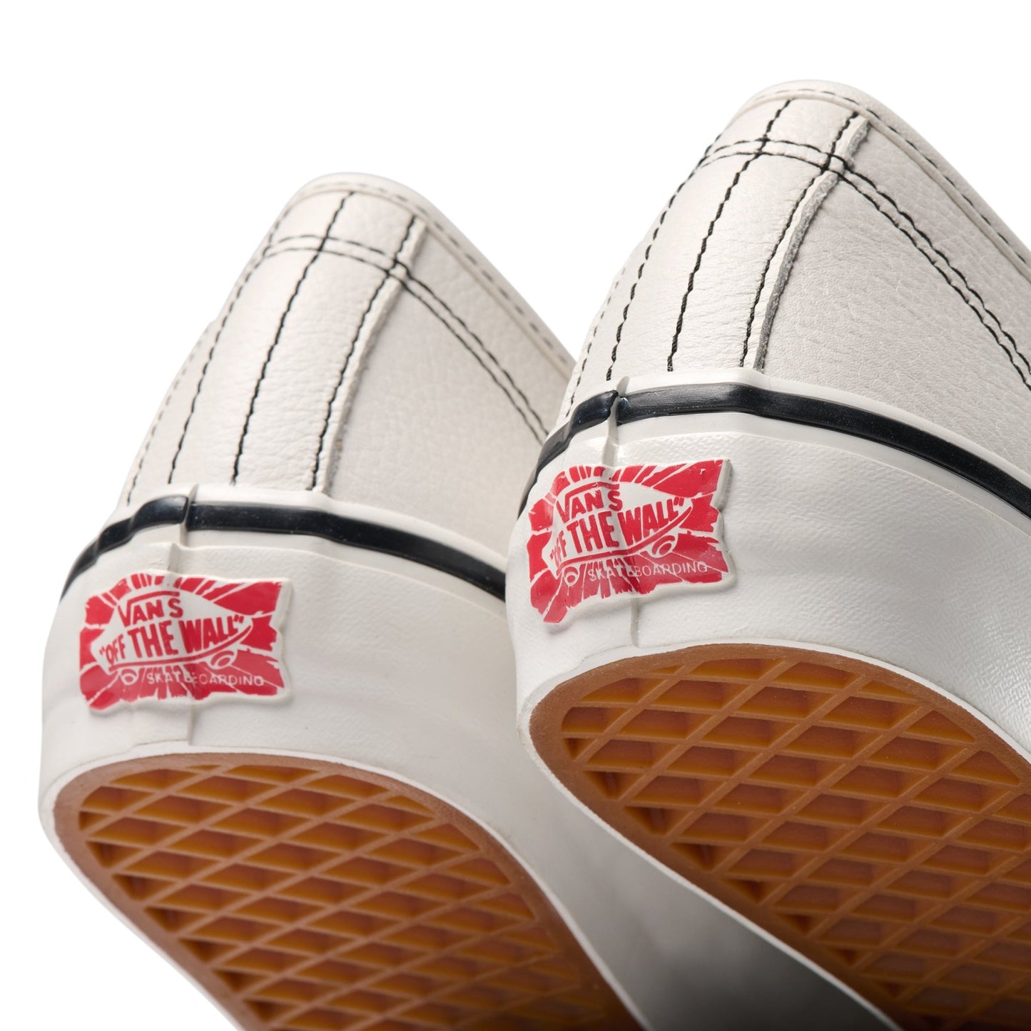 Vans Ave Classic VCU Hockey, white - Tiki Room Skateboards - 4