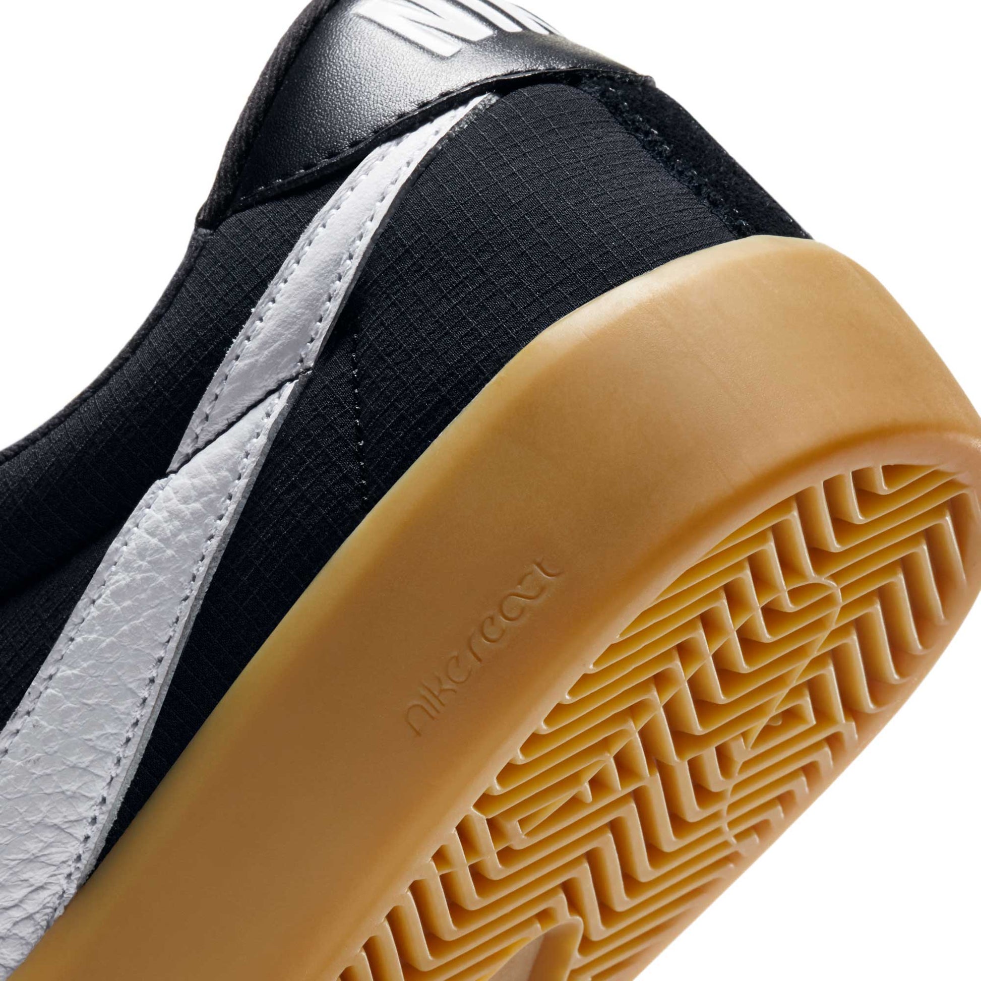 Nike SB Bruin React, black/white-black-gum light brown - Tiki Room Skateboards - 10
