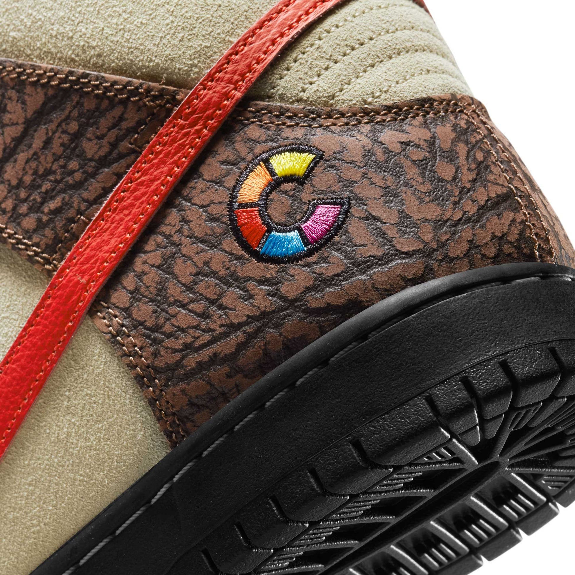 Nike SB Dunk High Pro Kebab, topaz gold/chile red - fauna brown - white - Tiki Room Skateboards - 12