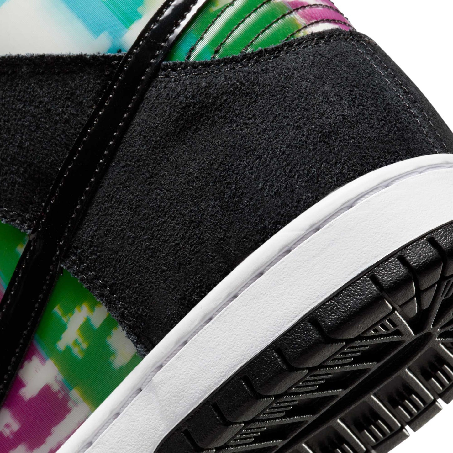 Nike SB Dunk High Pro TV, white/black - infrared - Tiki Room Skateboards - 3