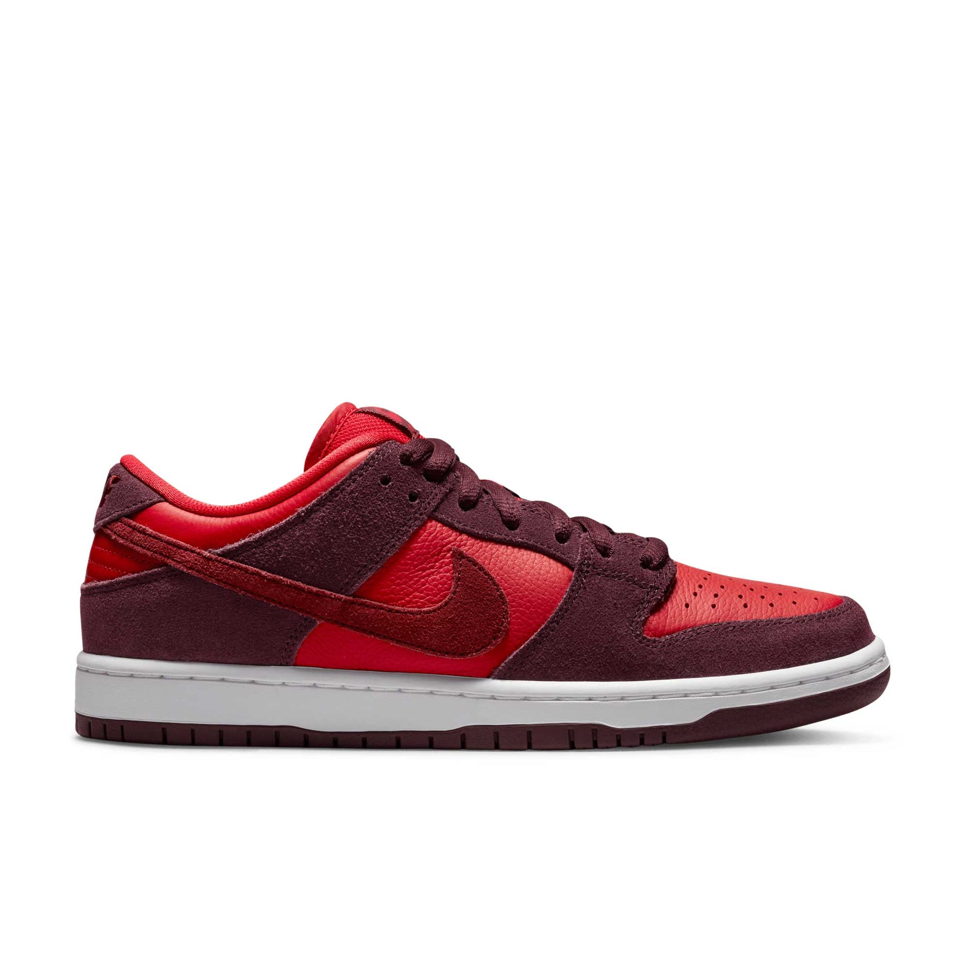 Nike SB Dunk Low Pro, burgundy crush/team red - university red - Tiki Room Skateboards - 1