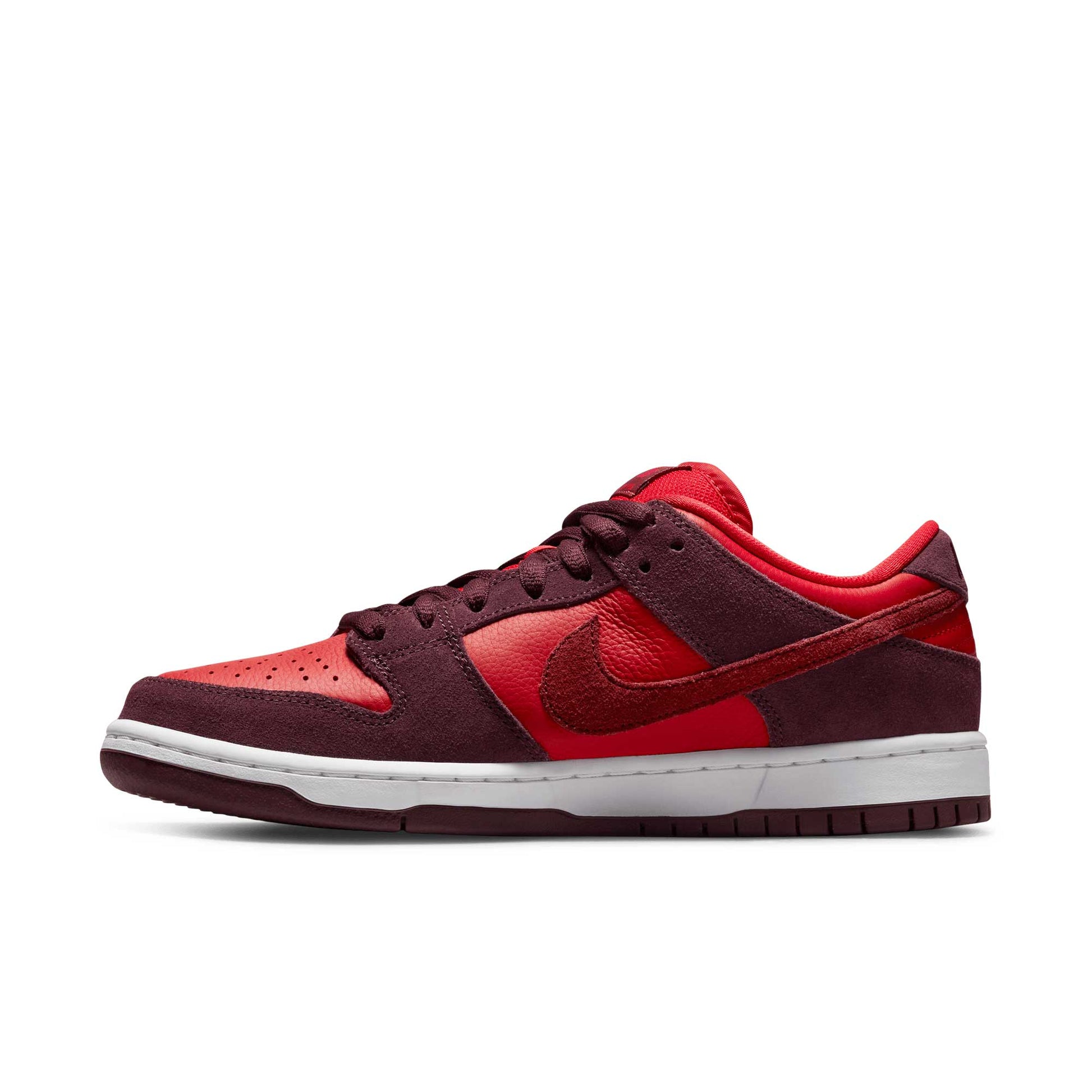 Nike SB Dunk Low Pro, burgundy crush/team red - university red - Tiki Room Skateboards - 7