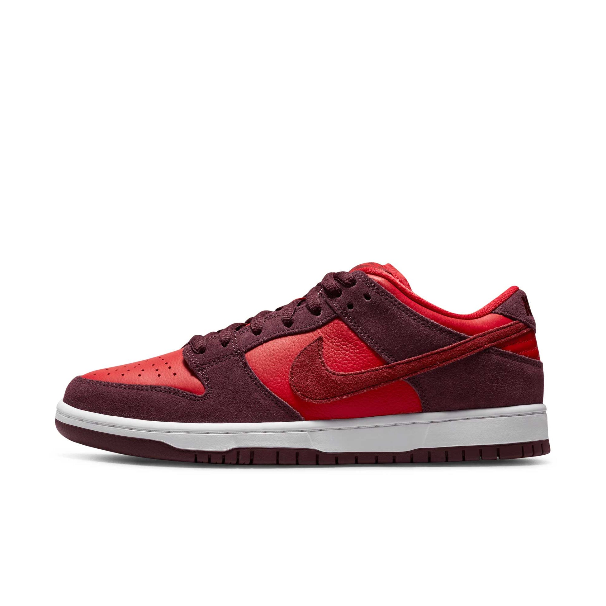 Nike SB Dunk Low Pro, burgundy crush/team red - university red - Tiki Room Skateboards - 8