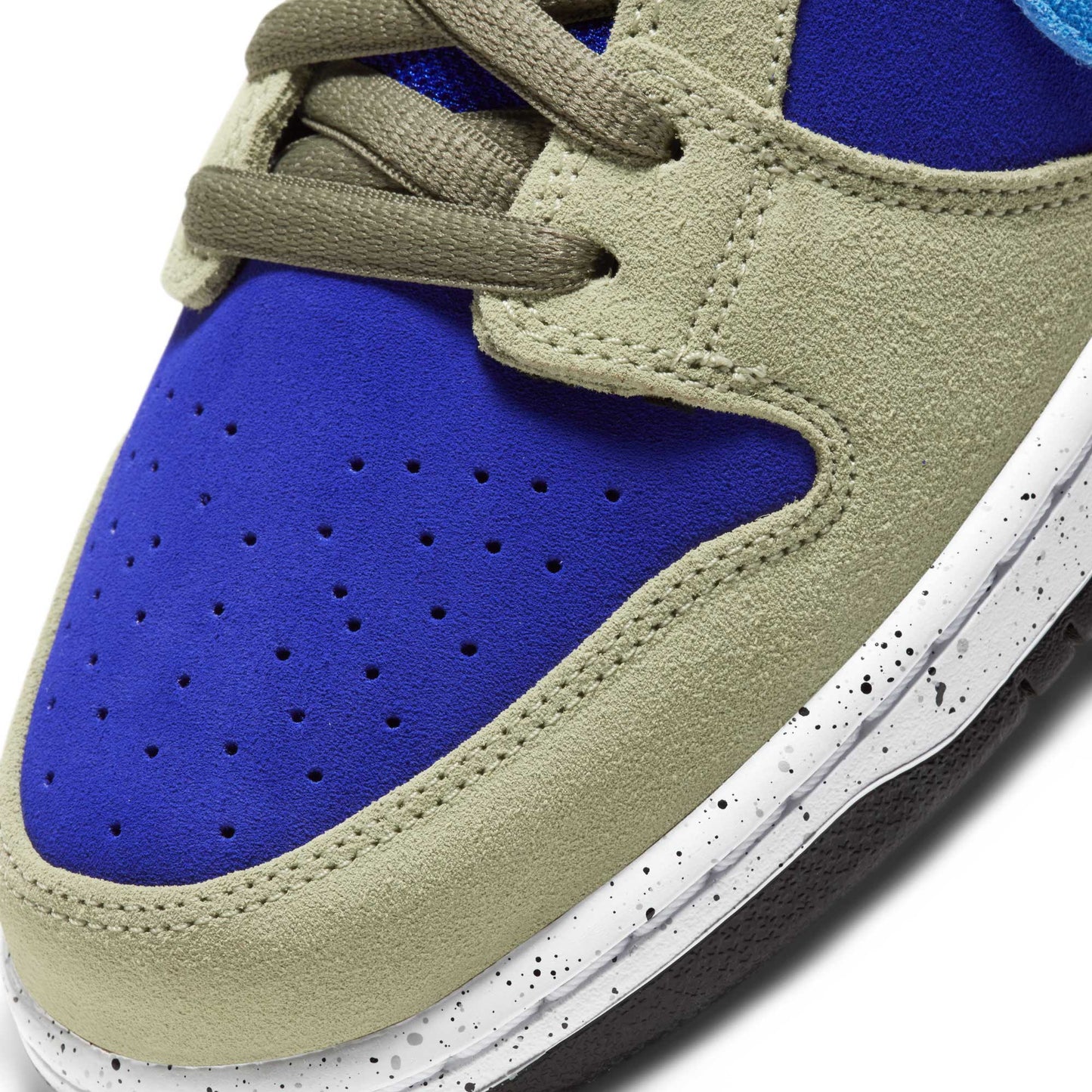 Nike SB Dunk Low Pro, celadon/coast - concord - black - Tiki Room Skateboards - 3
