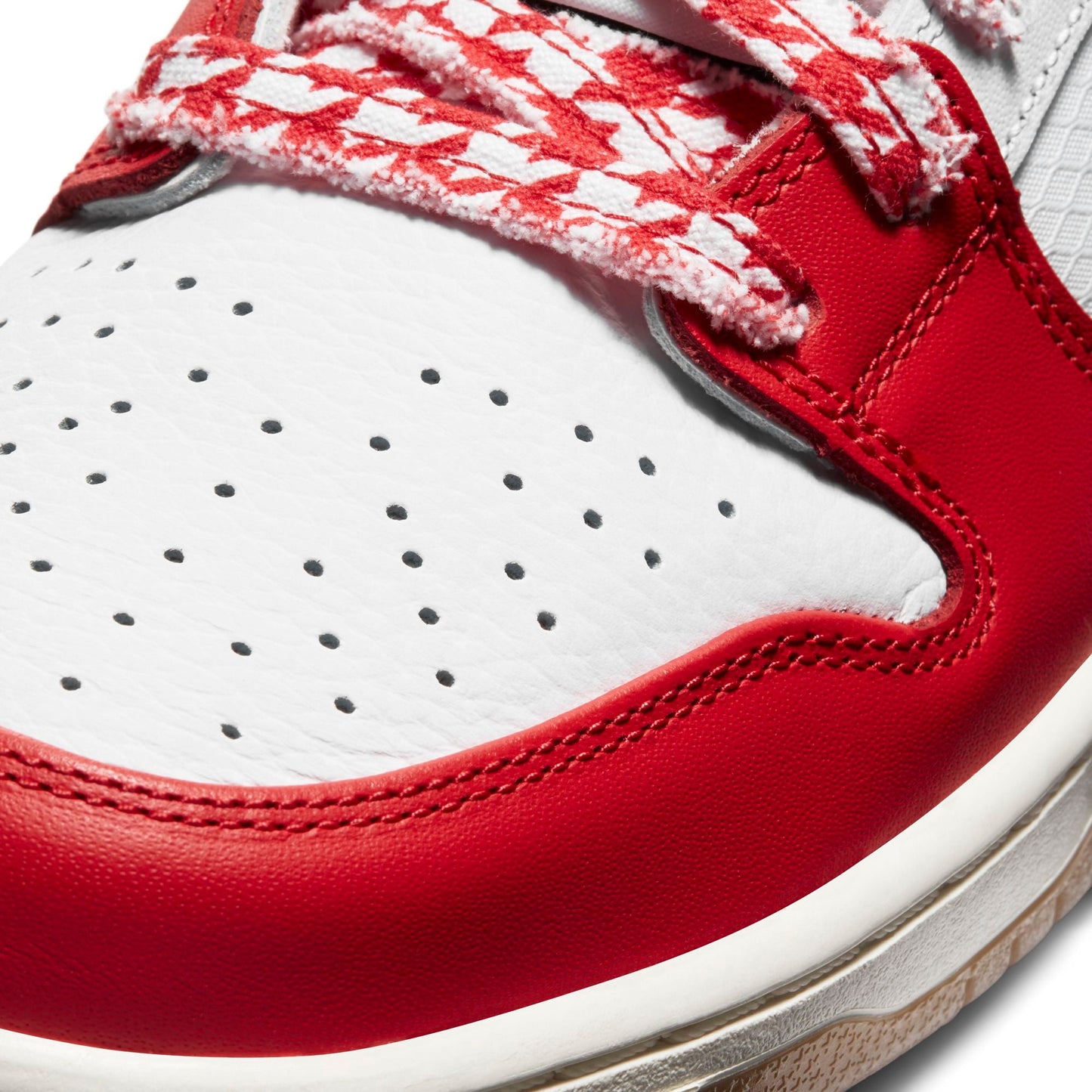 Nike SB Dunk Low Pro Habibi - Tiki Room Skateboards - 10