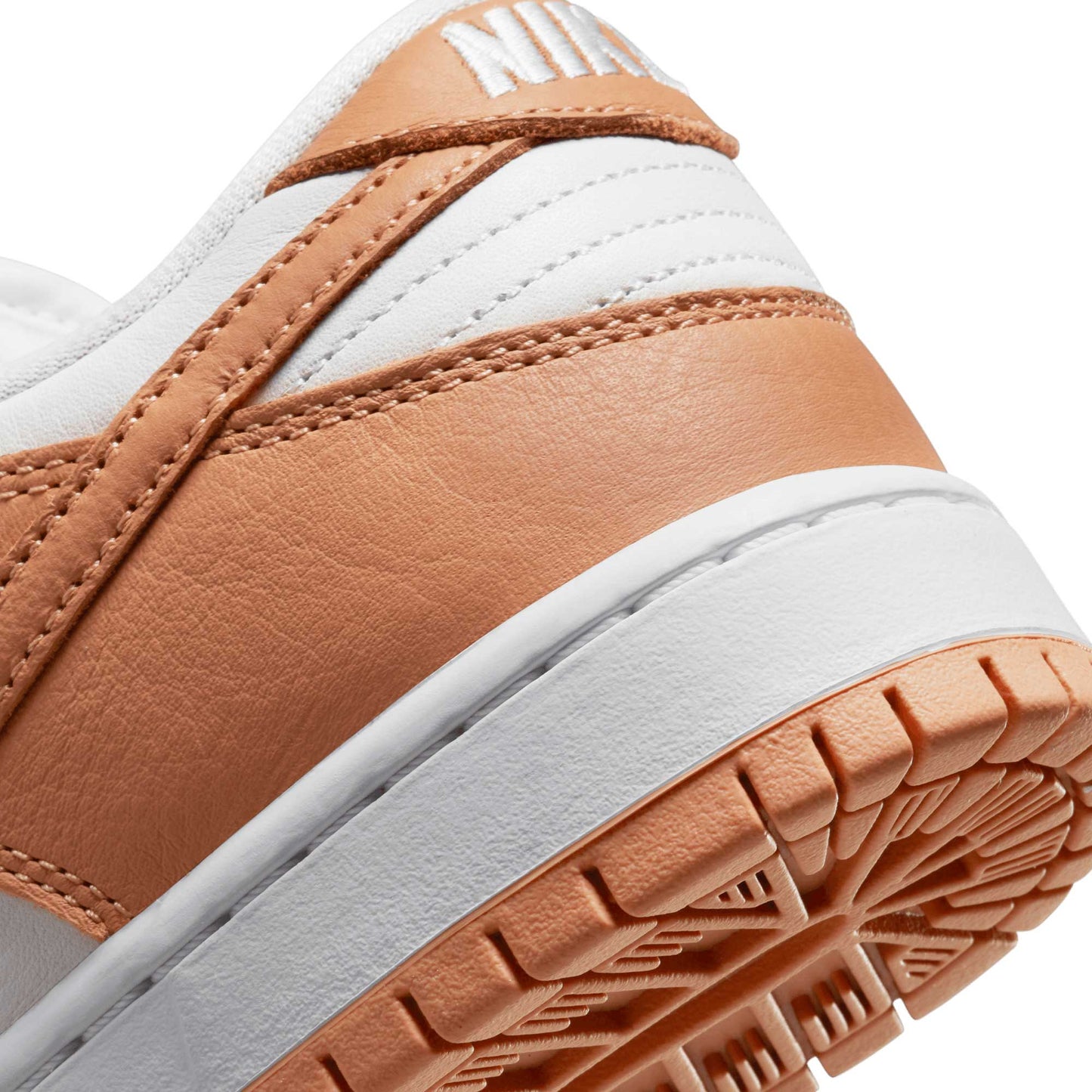 Nike SB Dunk Low Pro, lt cognac/lt cognac - white - lt cognac - Tiki Room Skateboards - 10