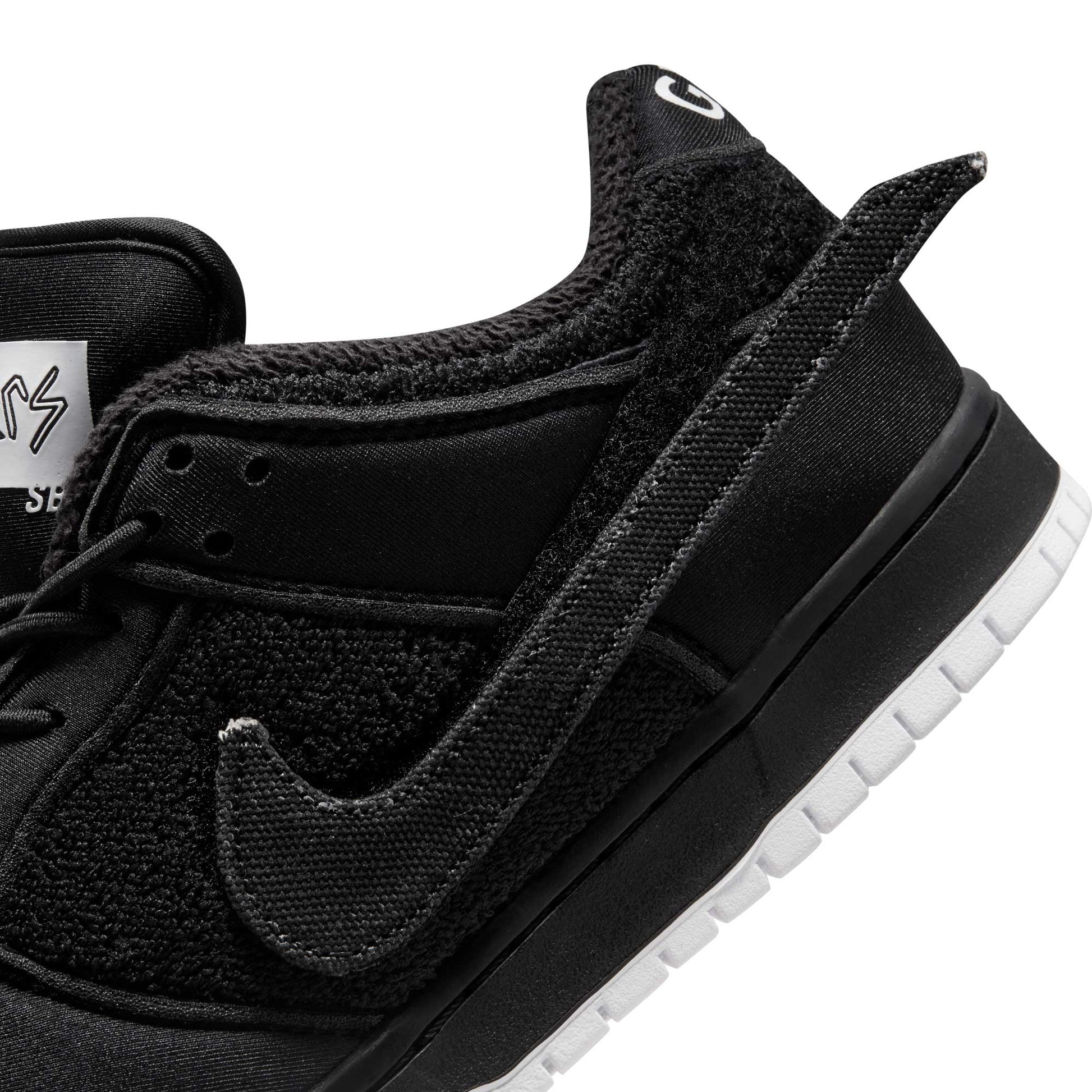 Nike SB Dunk Low Pro QS Gnarhunters, black/black - white - Tiki Room Skateboards - 11