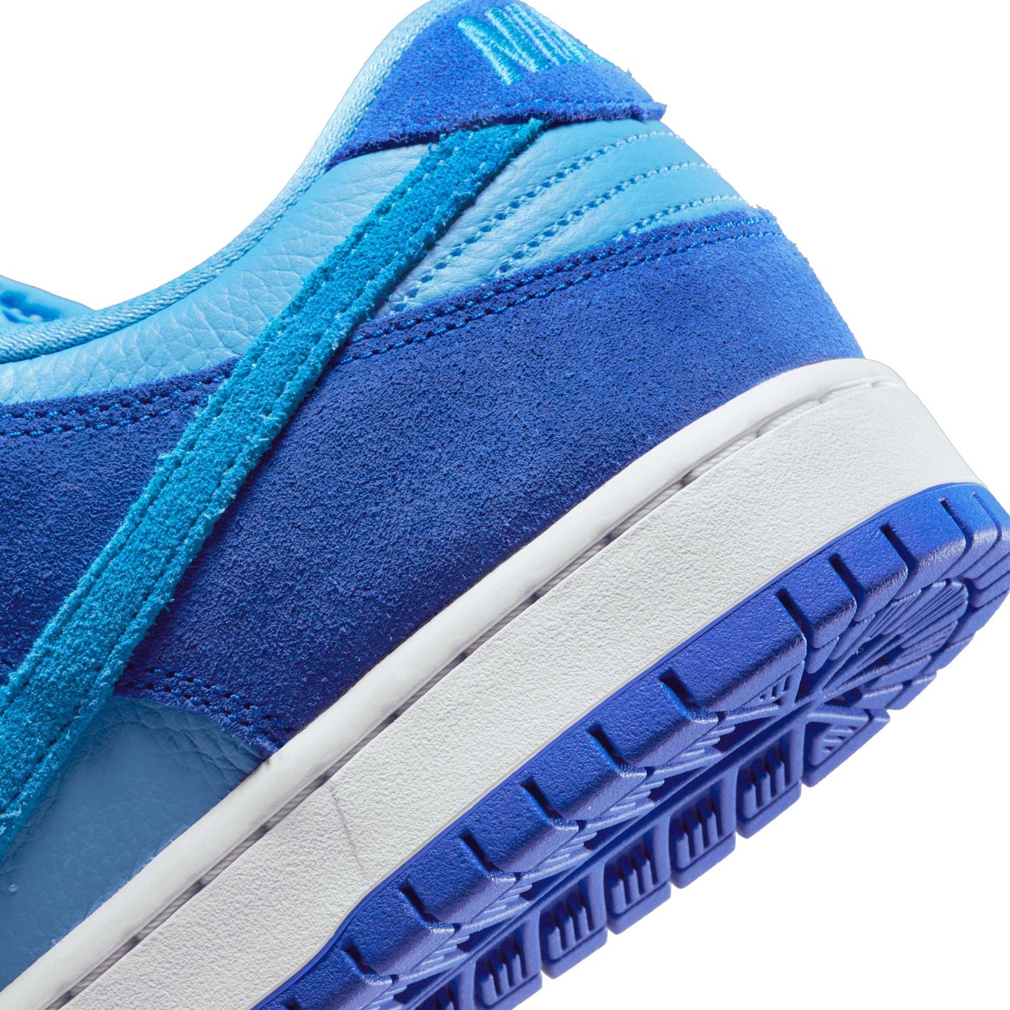 Nike SB Dunk Low Pro, racer blue/laser blue - university blue - Tiki Room Skateboards - 4