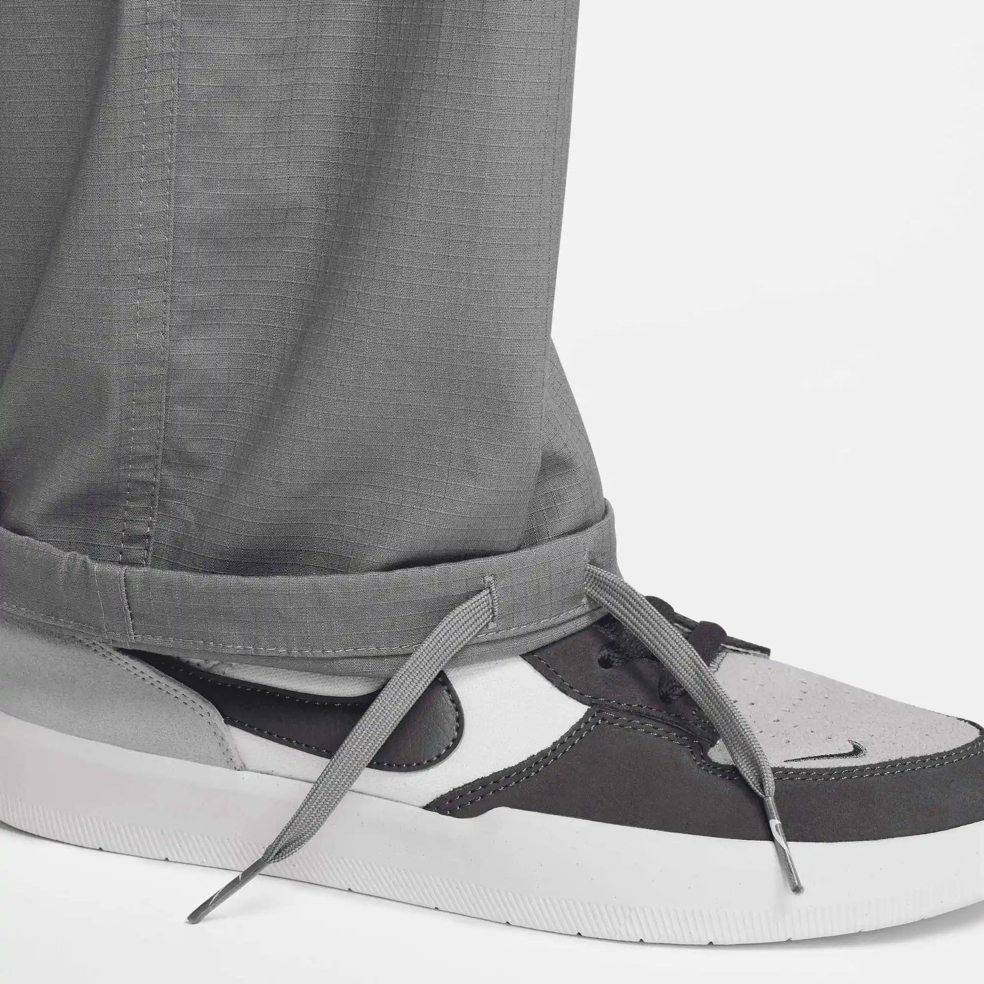 Nike SB Kearny Cargo Pants, smoke grey - Tiki Room Skateboards - 8