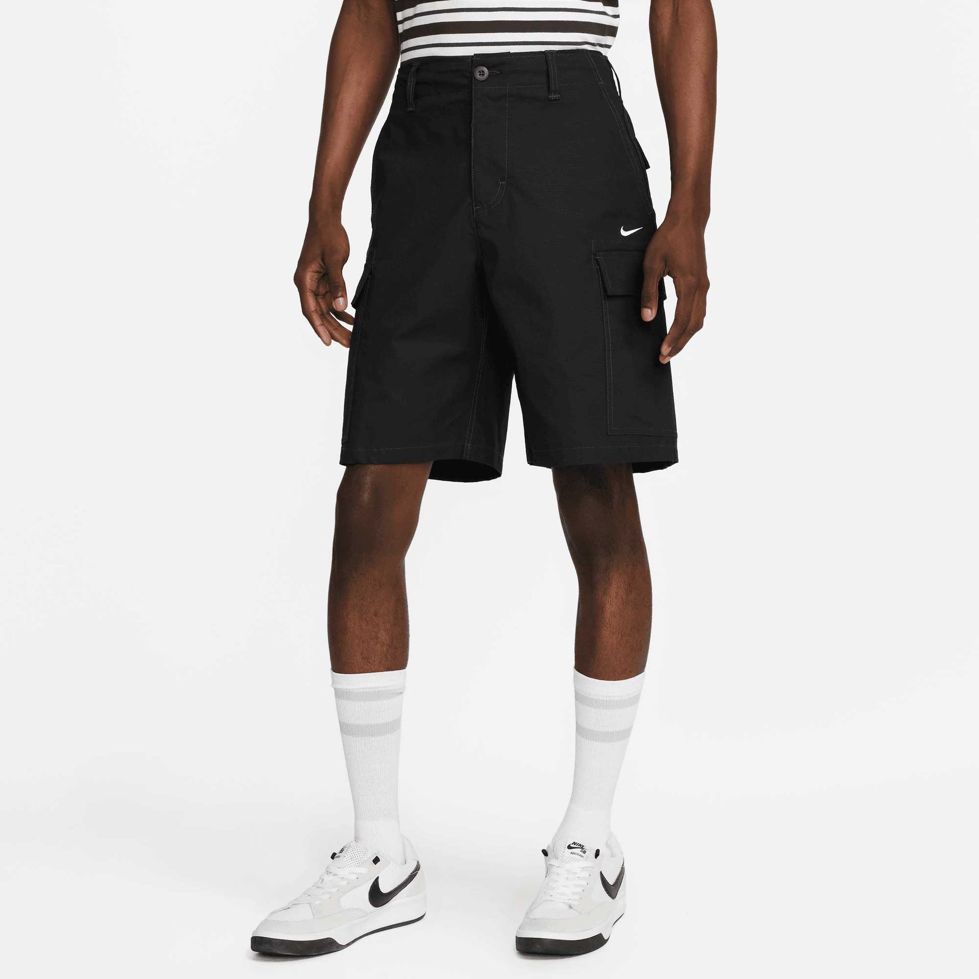 Nike SB Skate Cargo Shorts, black/white - Tiki Room Skateboards - 2