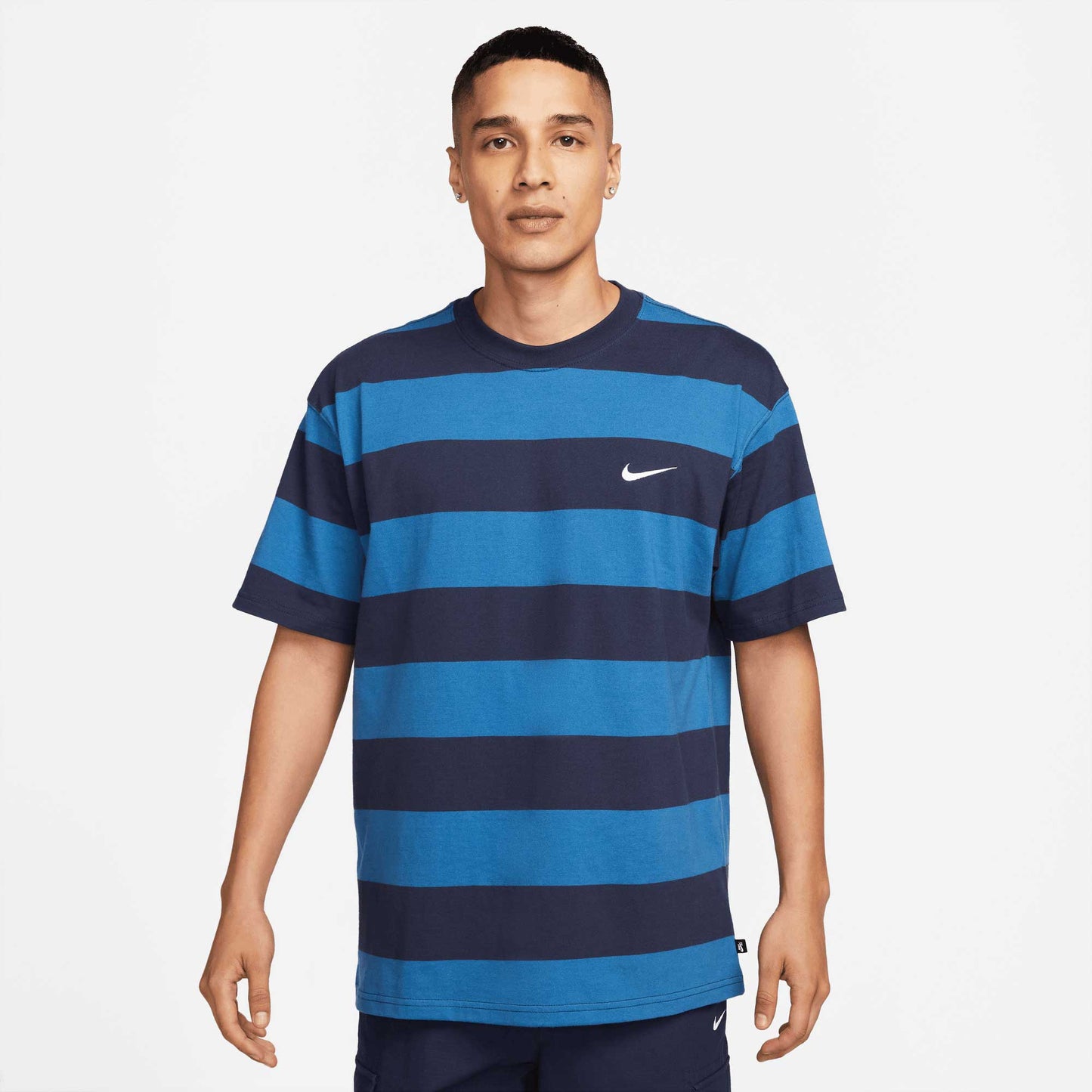 Nike SB Striped Tee, midnight navy/industrial blue - Tiki Room Skateboards - 1