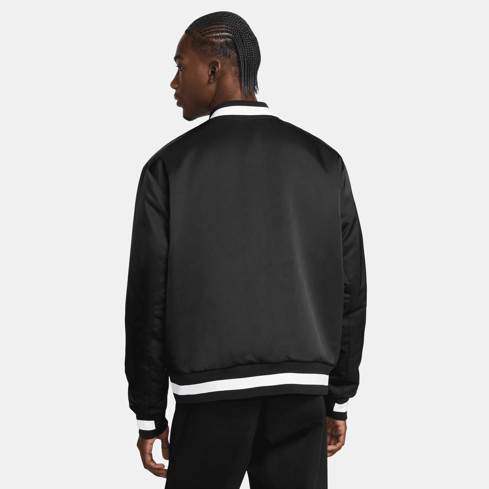 Nike sb bomber jacket on sale black