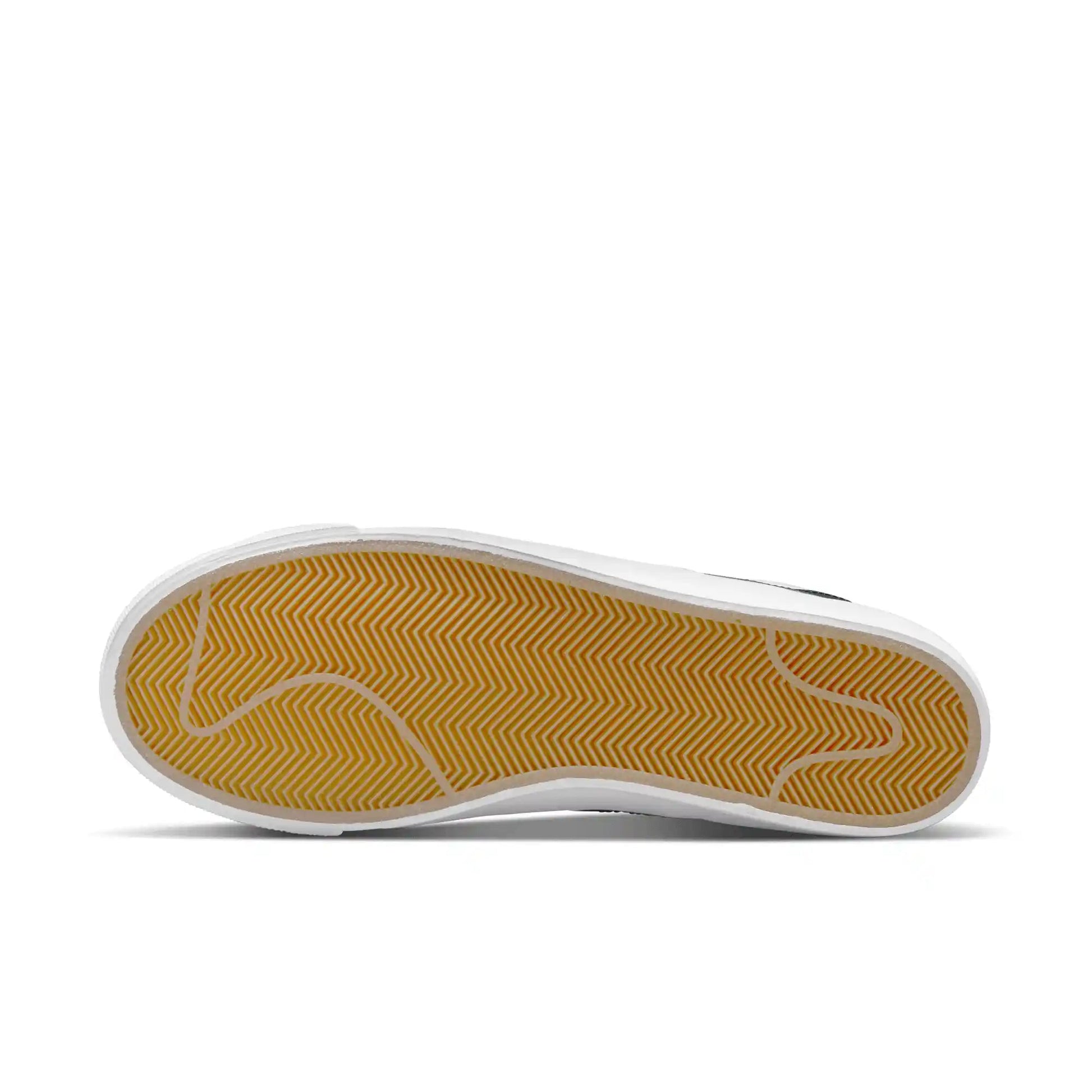 Nike SB Zoom Blazer Low Pro GT, white/fir-white-gum light brown - Tiki Room Skateboards - 4