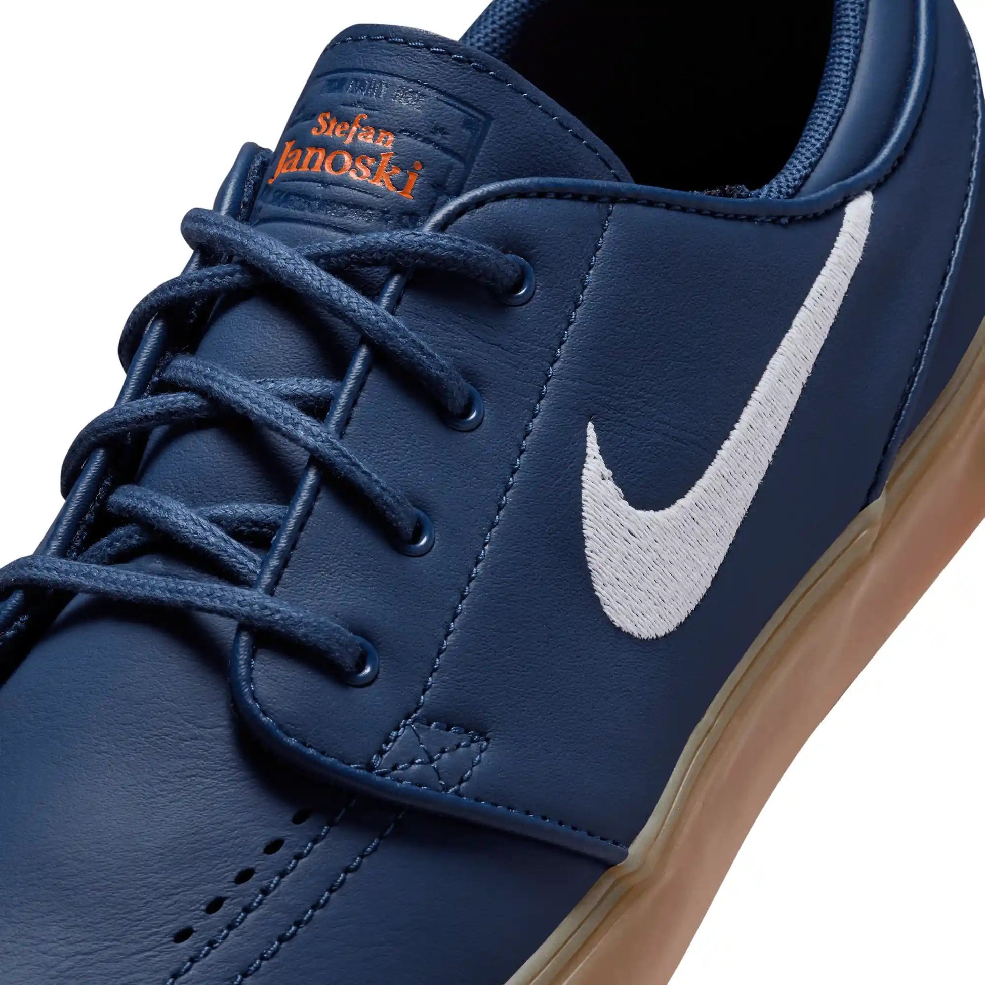 Navy janoski 2025